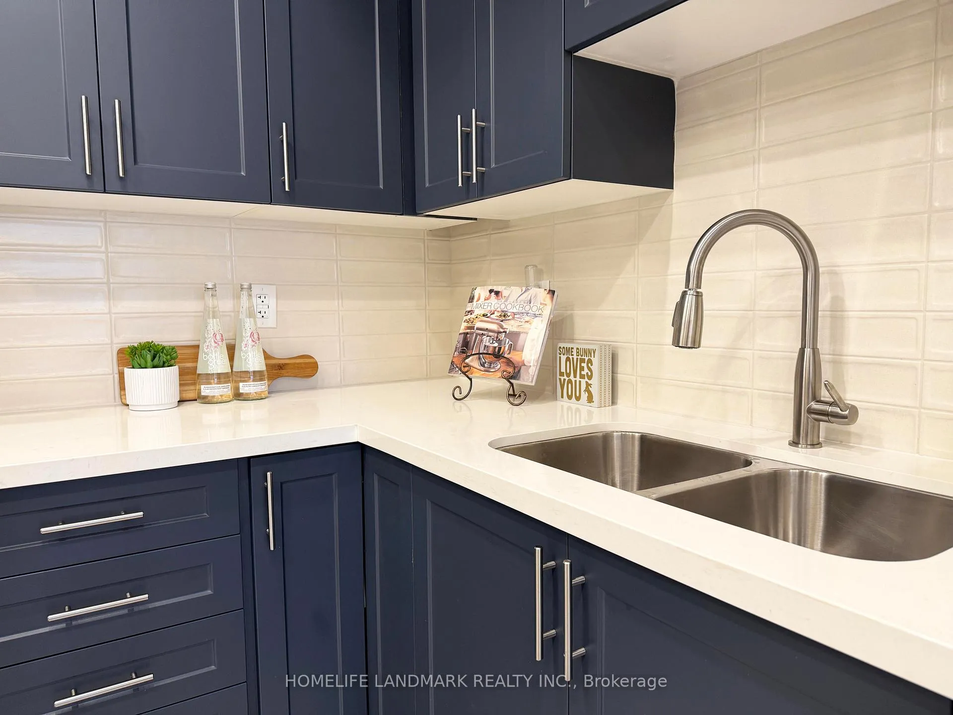 Photo 6 of 68 Herman Gilroy Lane, Markham, Angus Glen — HOMEH