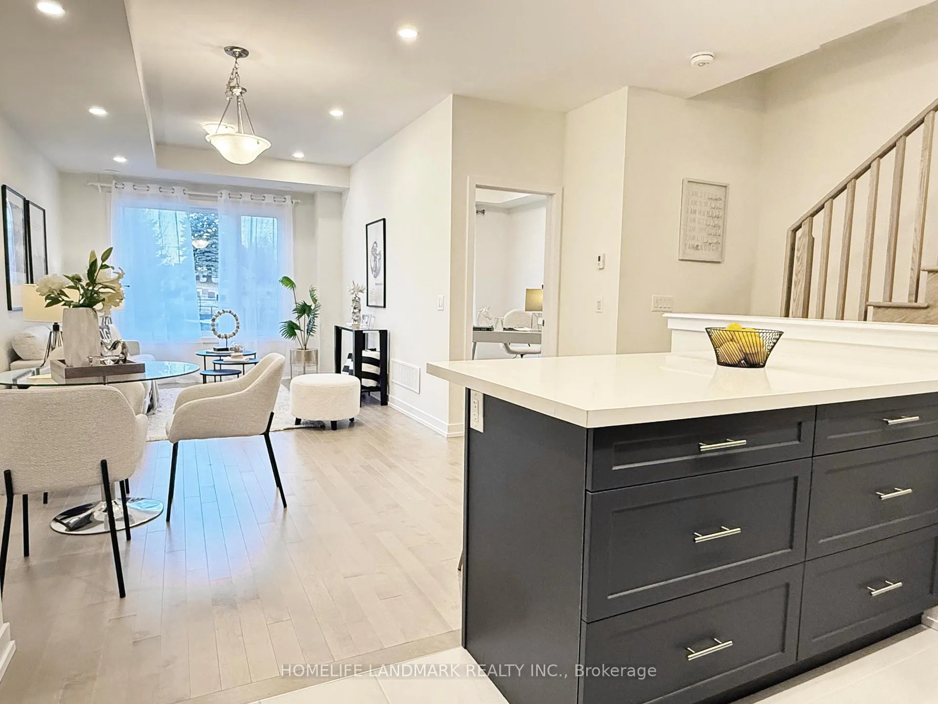 Photo 7 of 68 Herman Gilroy Lane, Markham, Angus Glen — HOMEH