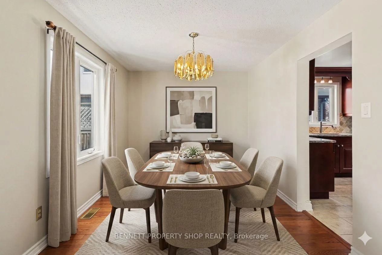 Photo 12 of 1408 Eastcliffe Way, Ottawa, Pineview — HOMEH