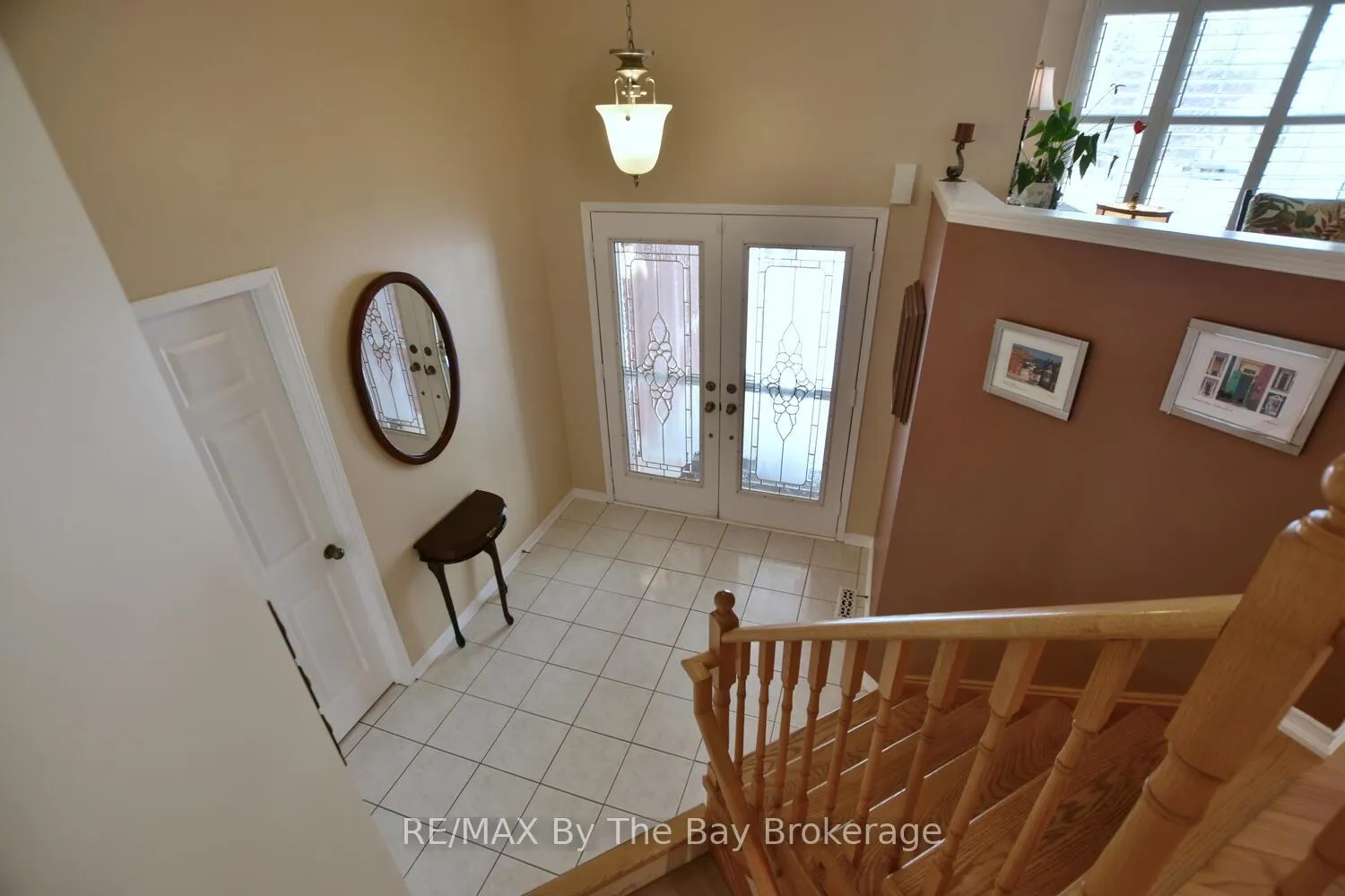 Photo 7 of 3 Foxwood Crescent, Wasaga Beach — HOMEH