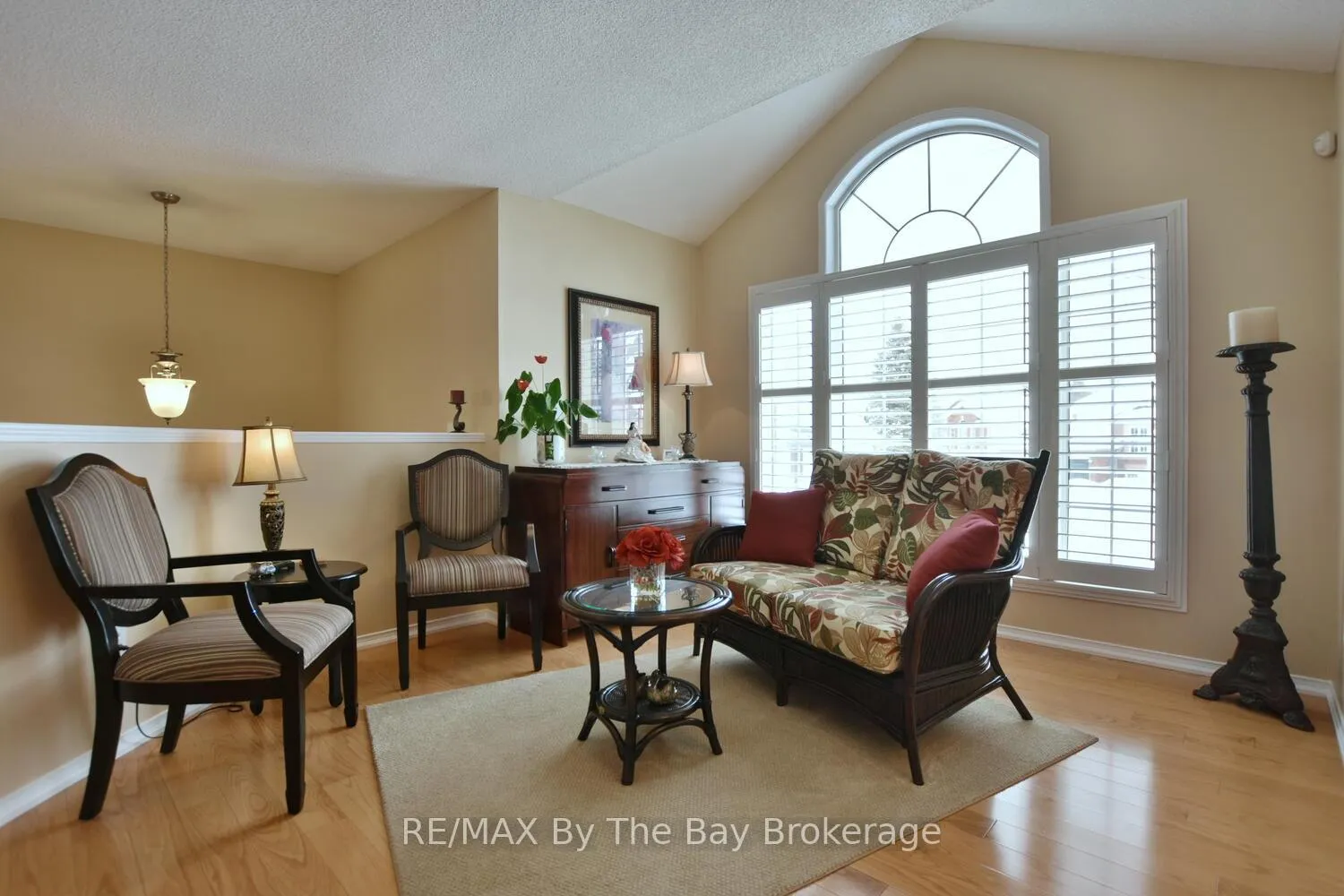 Photo 11 of 3 Foxwood Crescent, Wasaga Beach — HOMEH