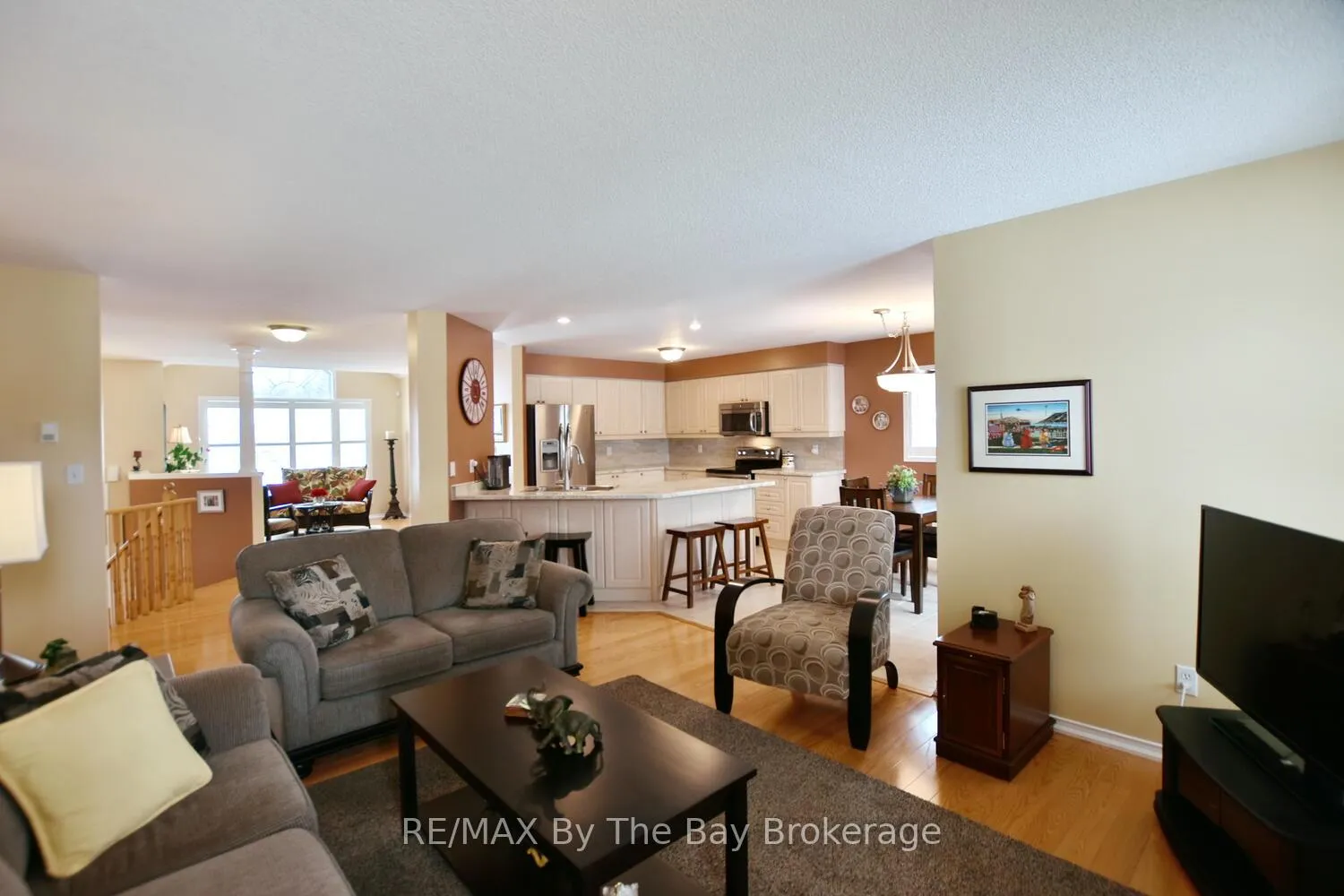 Photo 24 of 3 Foxwood Crescent, Wasaga Beach — HOMEH