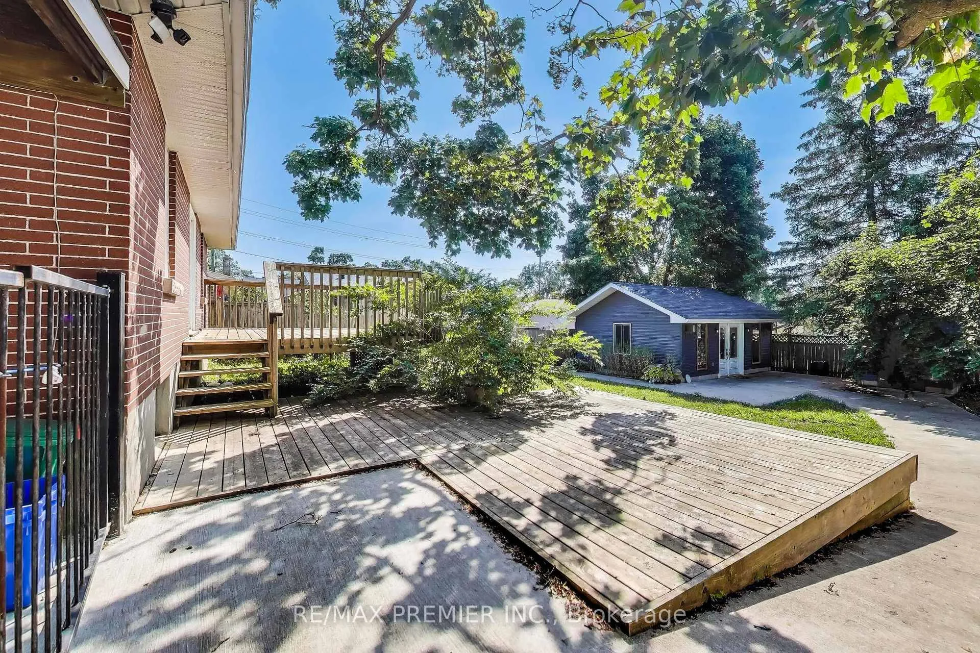 Photo 32 of 5 Golfdale Road, Barrie, Sunnidale — HOMEH