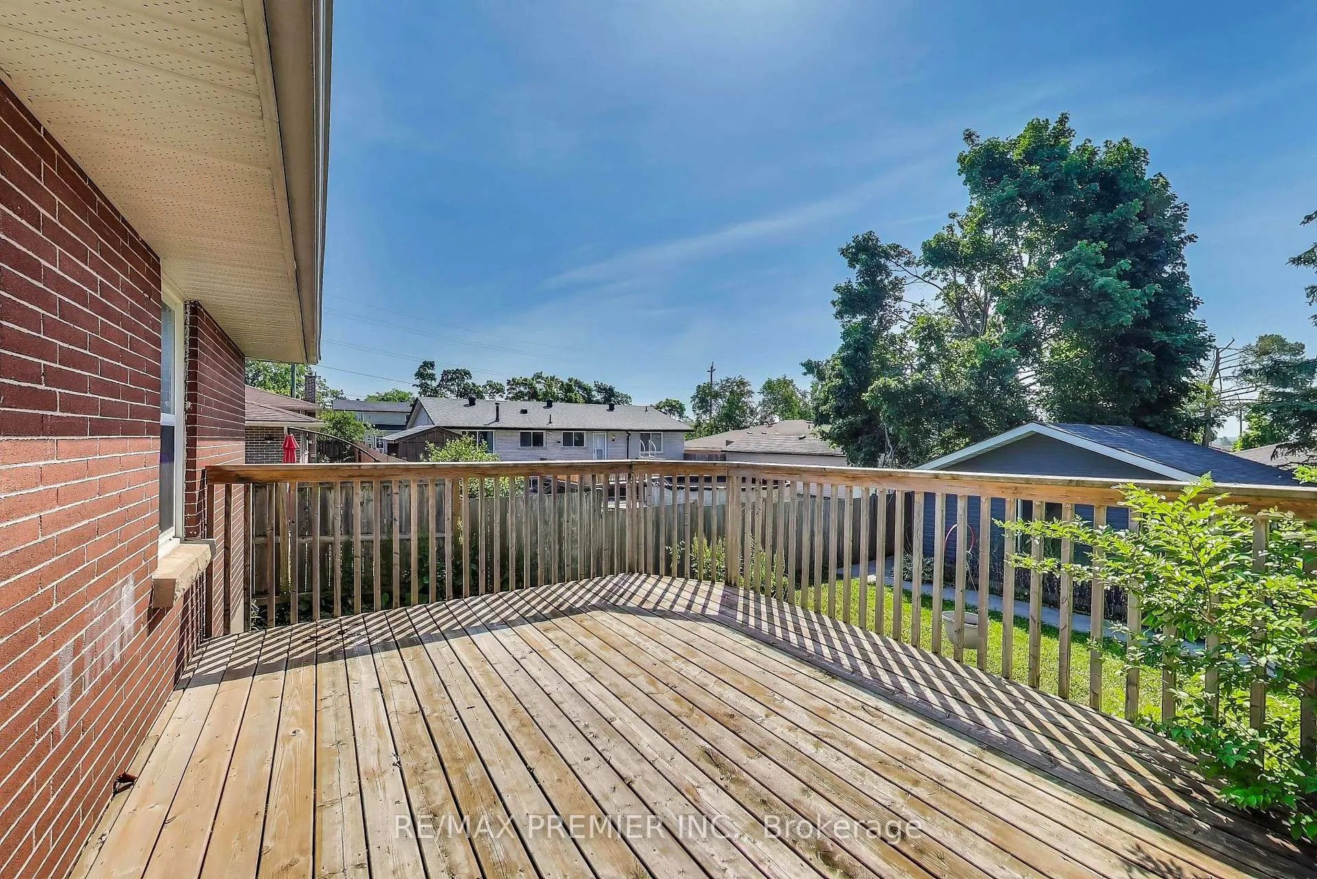 Photo 38 of 5 Golfdale Road, Barrie, Sunnidale — HOMEH