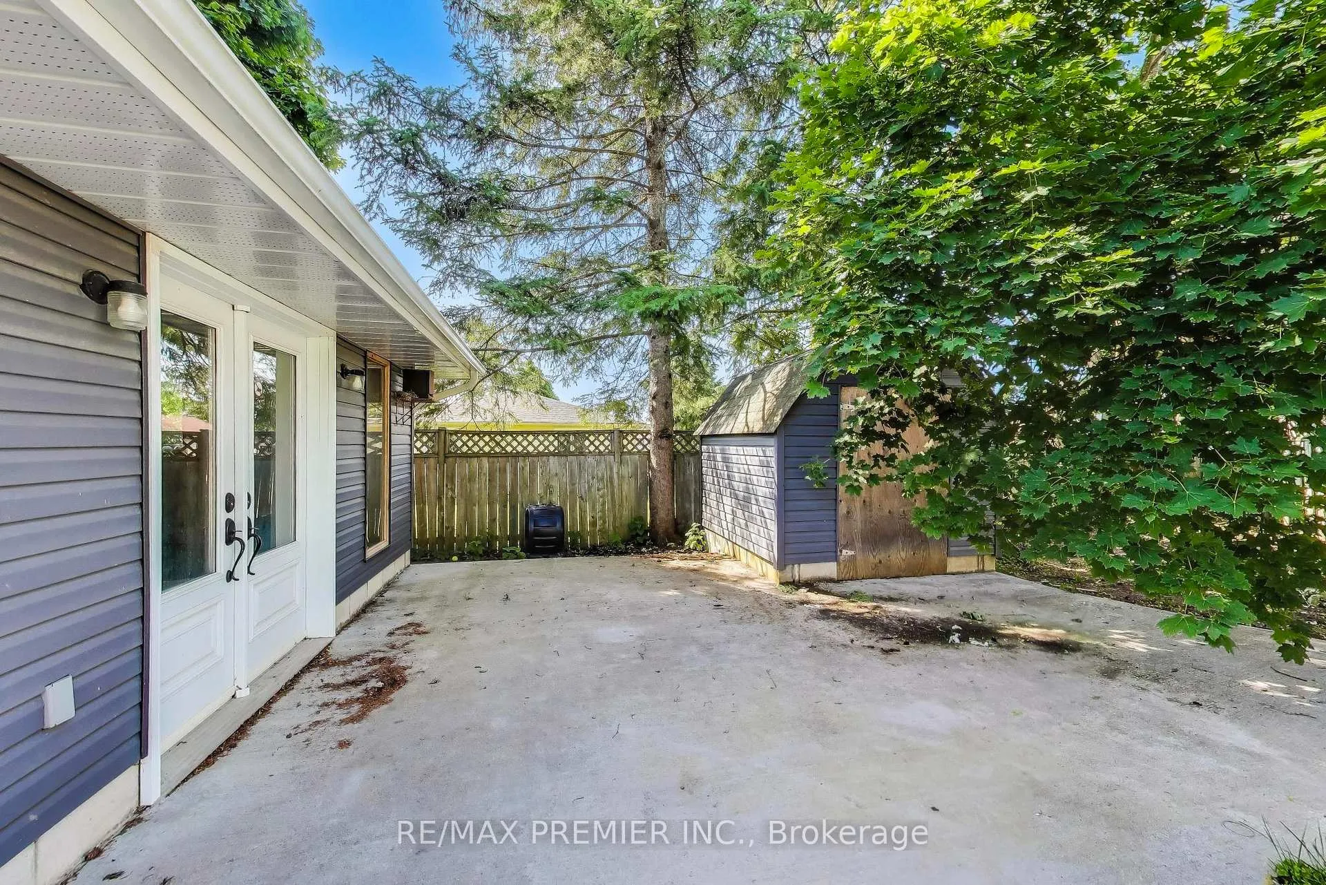 Photo 43 of 5 Golfdale Road, Barrie, Sunnidale — HOMEH