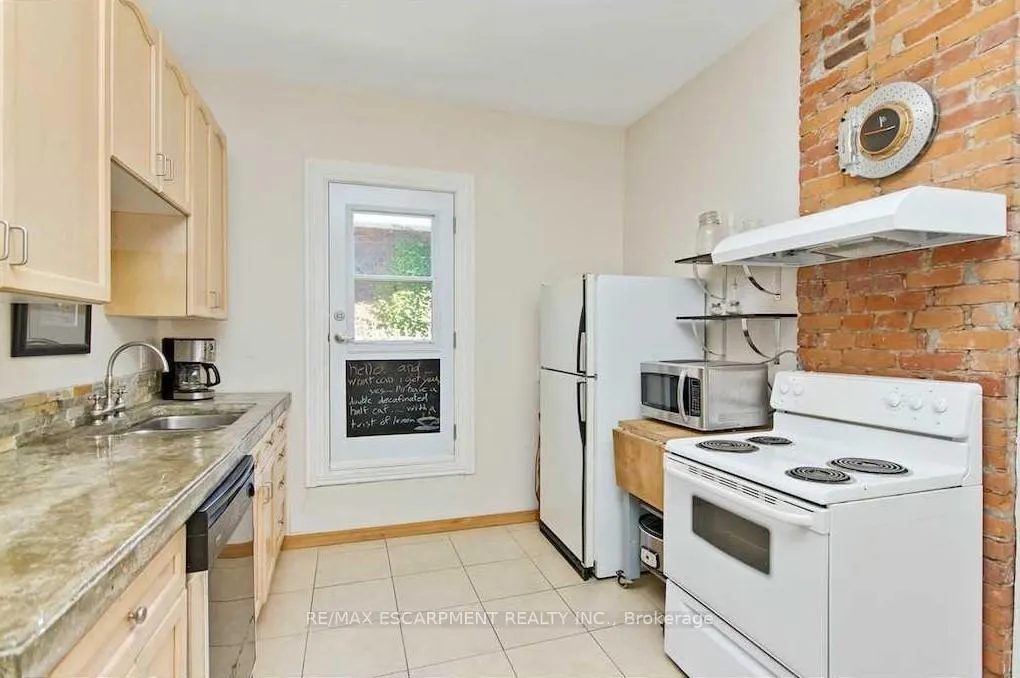 Photo 8 of 134 Stinson Street, Hamilton, Stinson — HOMEH