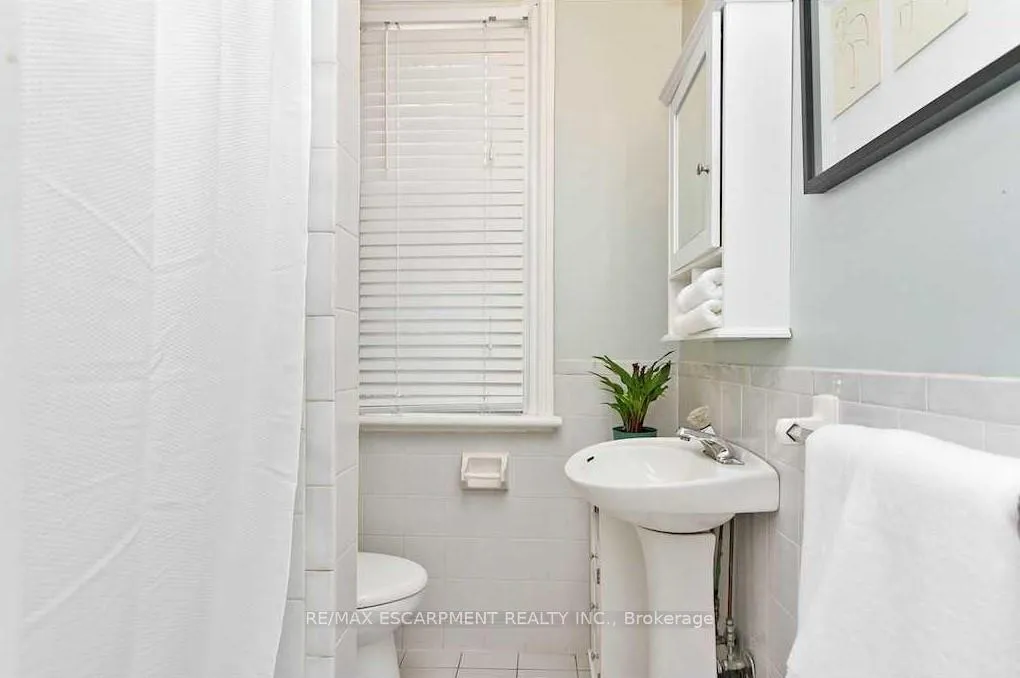 Photo 14 of 134 Stinson Street, Hamilton, Stinson — HOMEH