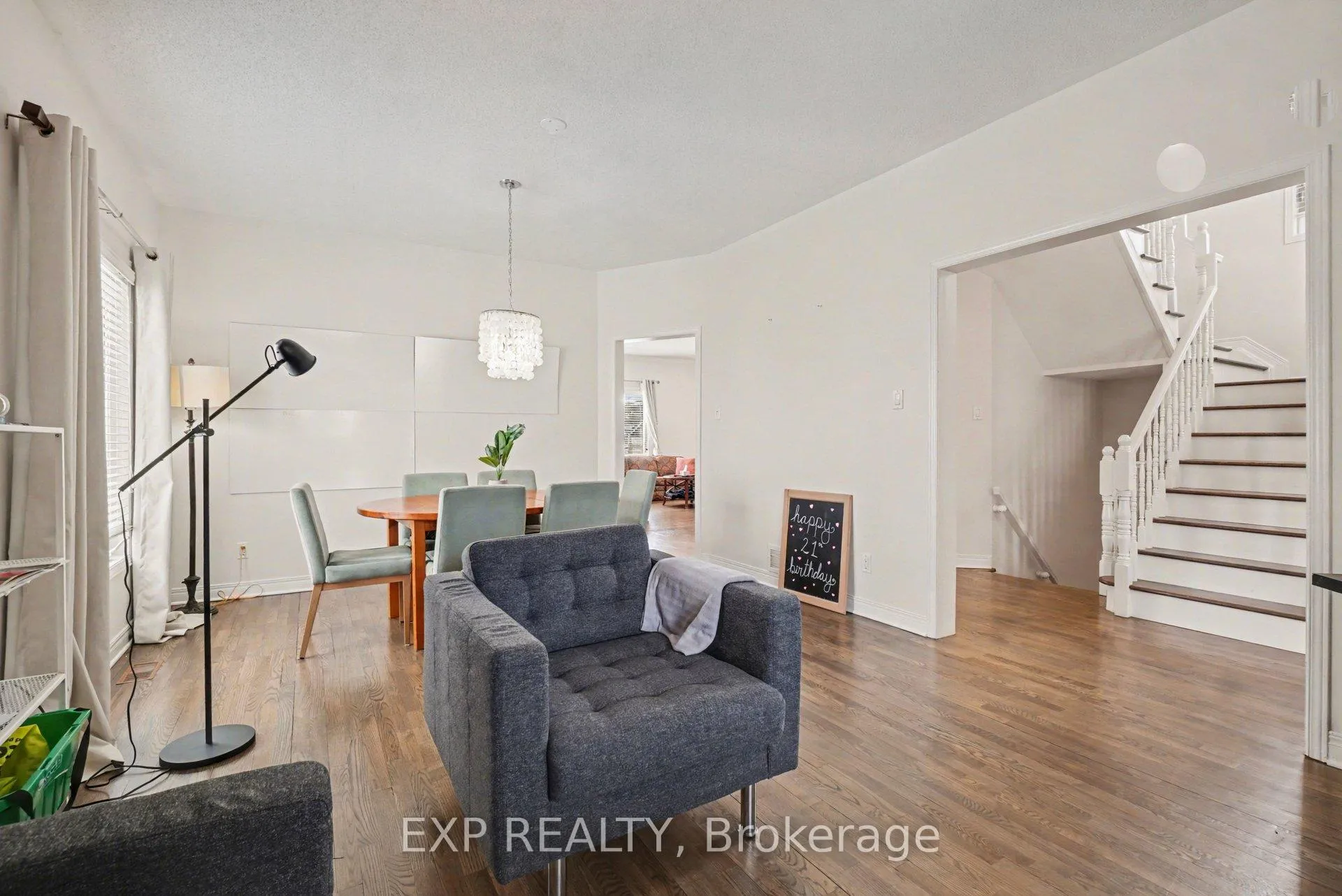 Photo 7 of 320 Shellbrook Way, Ottawa, Hunt Club Park/Greenboro — HOMEH