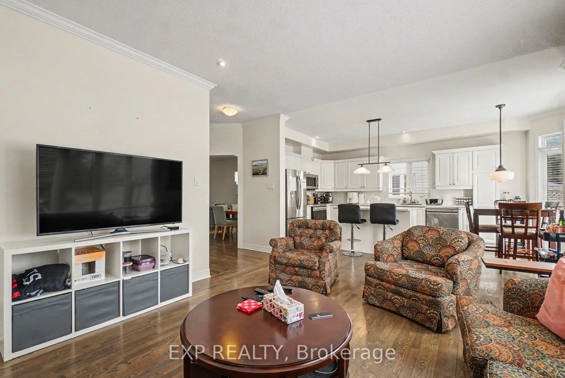 Photo 10 of 320 Shellbrook Way, Ottawa, Hunt Club Park/Greenboro — HOMEH