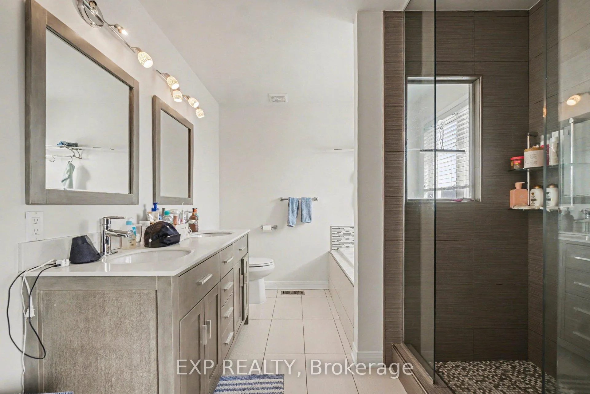Photo 20 of 320 Shellbrook Way, Ottawa, Hunt Club Park/Greenboro — HOMEH