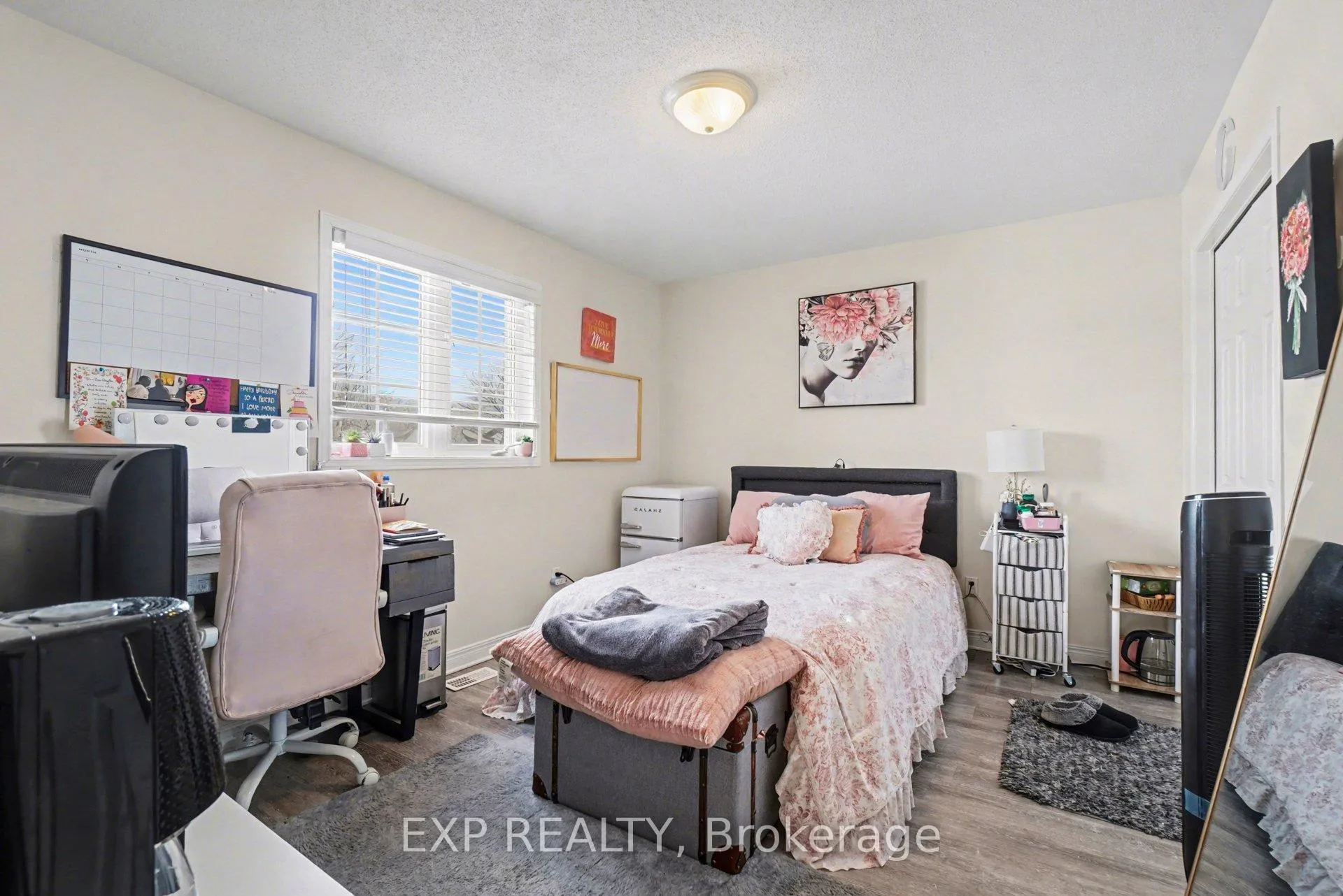 Photo 23 of 320 Shellbrook Way, Ottawa, Hunt Club Park/Greenboro — HOMEH