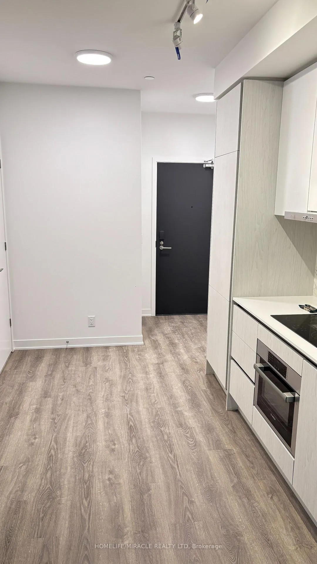 Photo 10 of Unit 1019, 180 Front Street E, Toronto, Moss Park — HOMEH