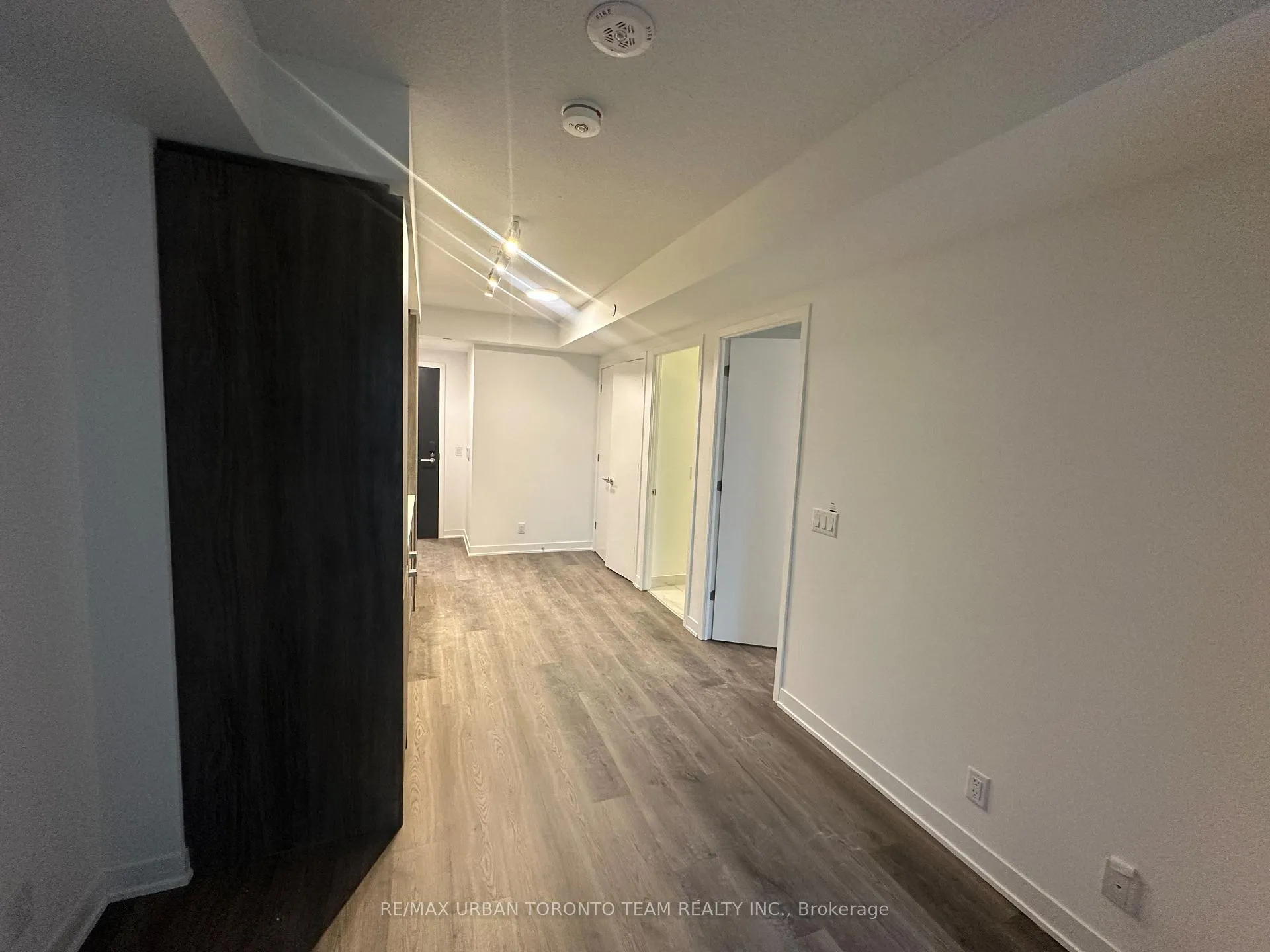 Photo 9 of Unit 801, 180 Front Street E, Toronto, Moss Park — HOMEH