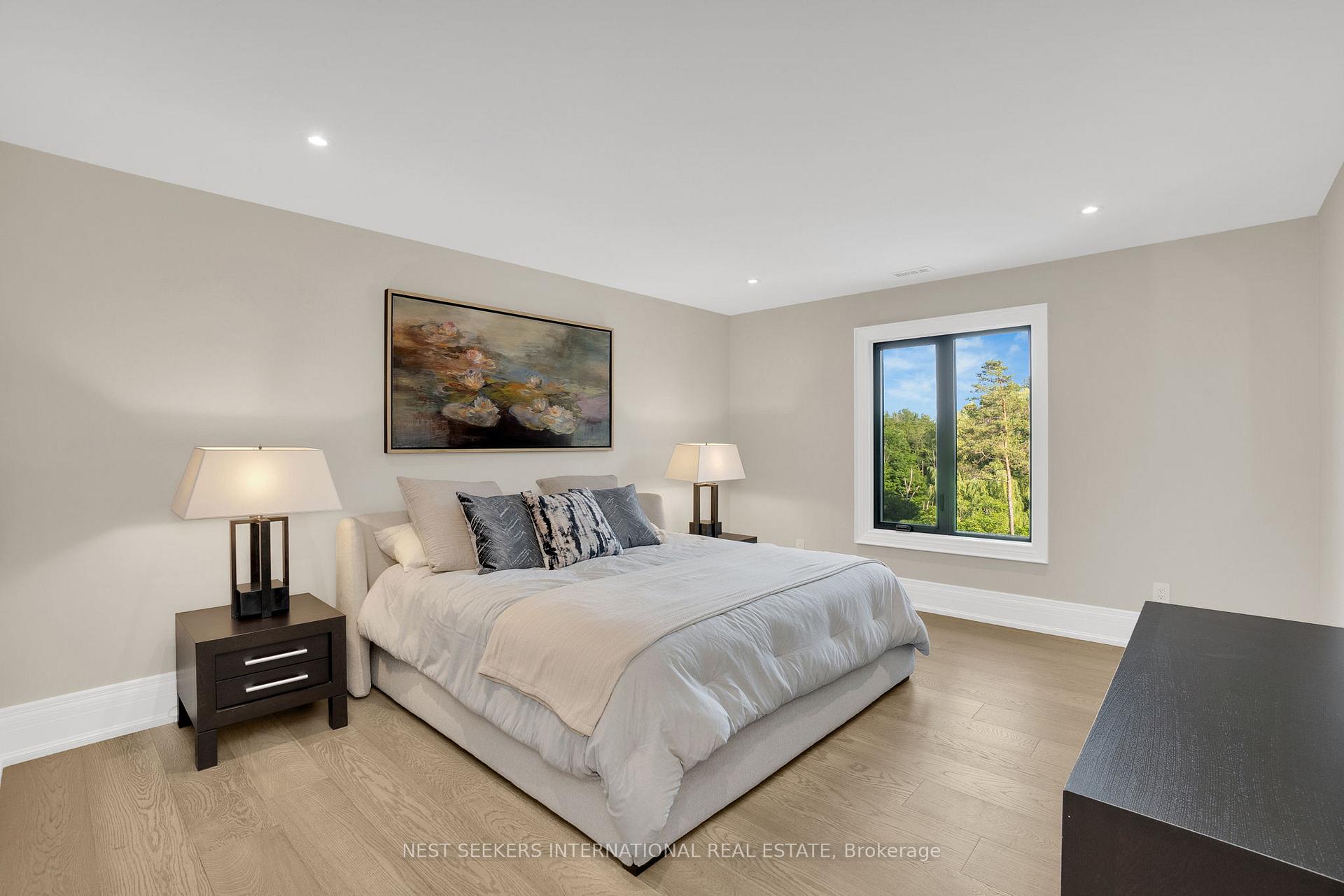 Photo 20 of 141 Kingscross Drive, King, King City — HOMEH
