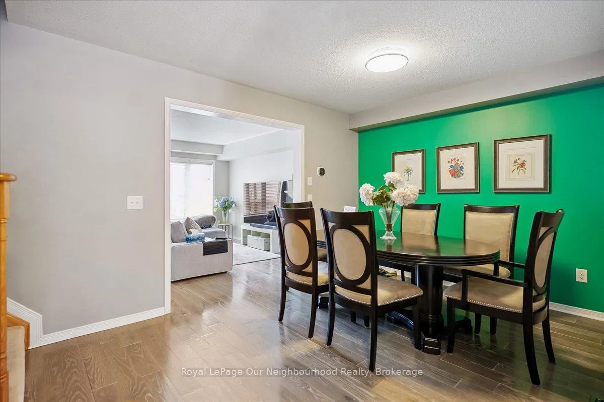 Photo 5 of 98 James Govan Drive, Whitby, Port Whitby — HOMEH