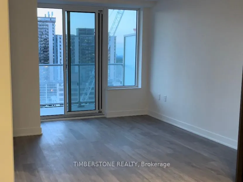 Photo 4 of Unit 1702, 99 Broadway Avenue, Toronto, Mount Pleasant West — HOMEH