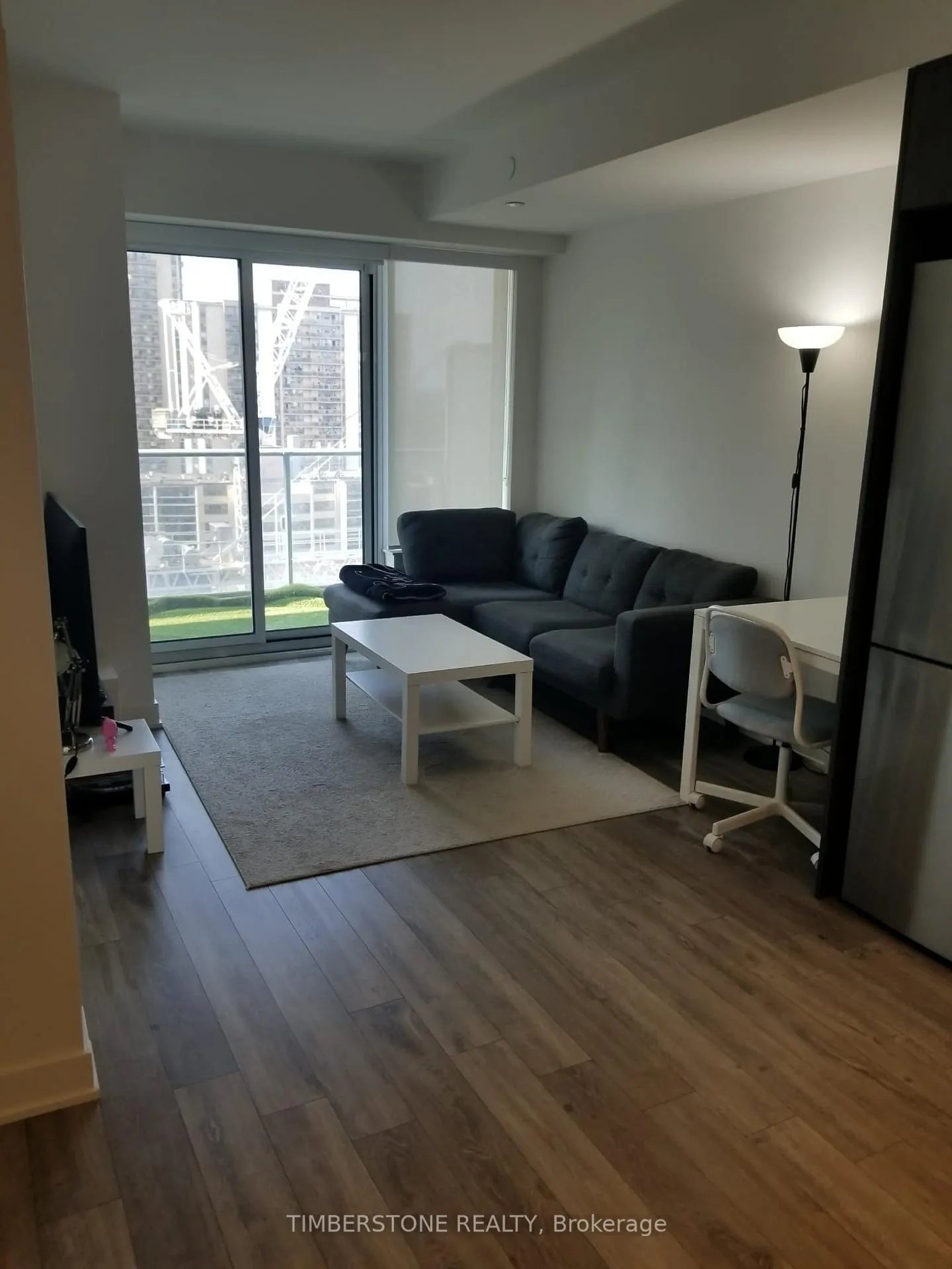 Photo 5 of Unit 1702, 99 Broadway Avenue, Toronto, Mount Pleasant West — HOMEH