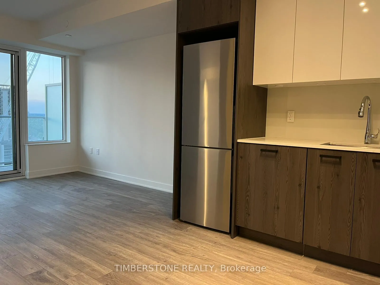 Photo 6 of Unit 1702, 99 Broadway Avenue, Toronto, Mount Pleasant West — HOMEH