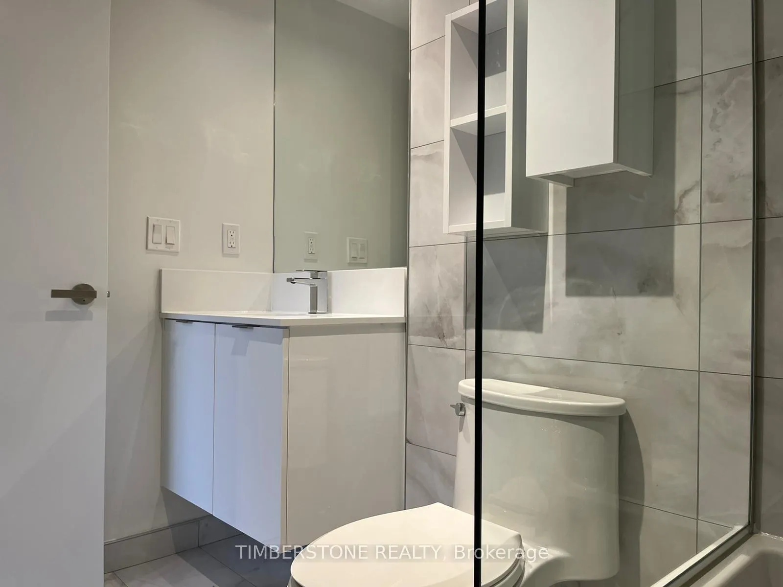 Photo 14 of Unit 1702, 99 Broadway Avenue, Toronto, Mount Pleasant West — HOMEH