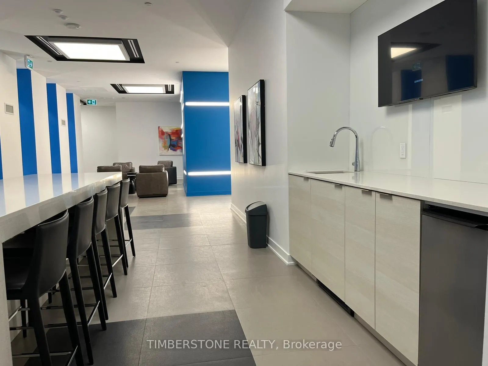 Photo 19 of Unit 1702, 99 Broadway Avenue, Toronto, Mount Pleasant West — HOMEH