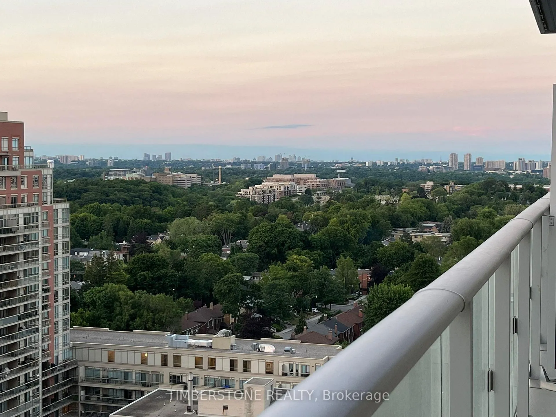 Photo 21 of Unit 1702, 99 Broadway Avenue, Toronto, Mount Pleasant West — HOMEH