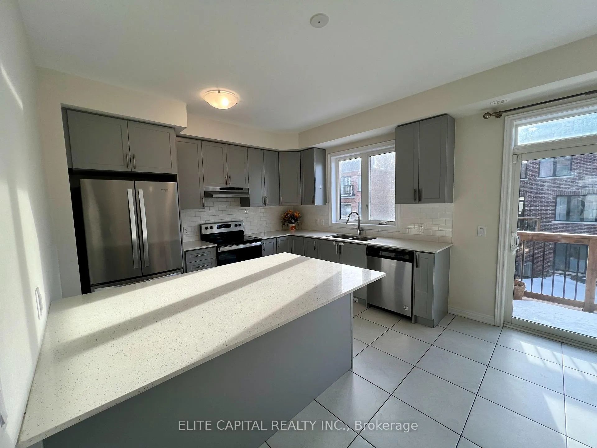 Photo 9 of 95 Elkington Crescent, Whitby, Rural Whitby — HOMEH