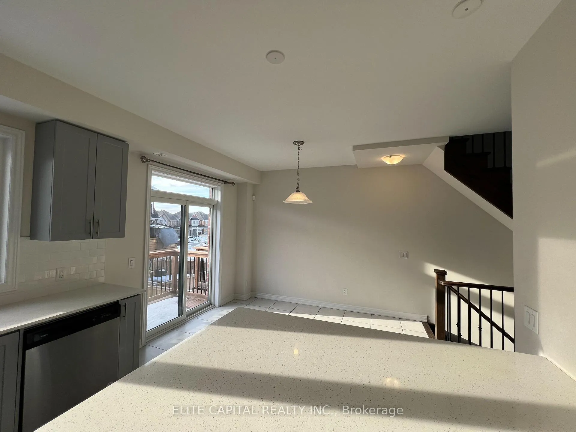 Photo 10 of 95 Elkington Crescent, Whitby, Rural Whitby — HOMEH