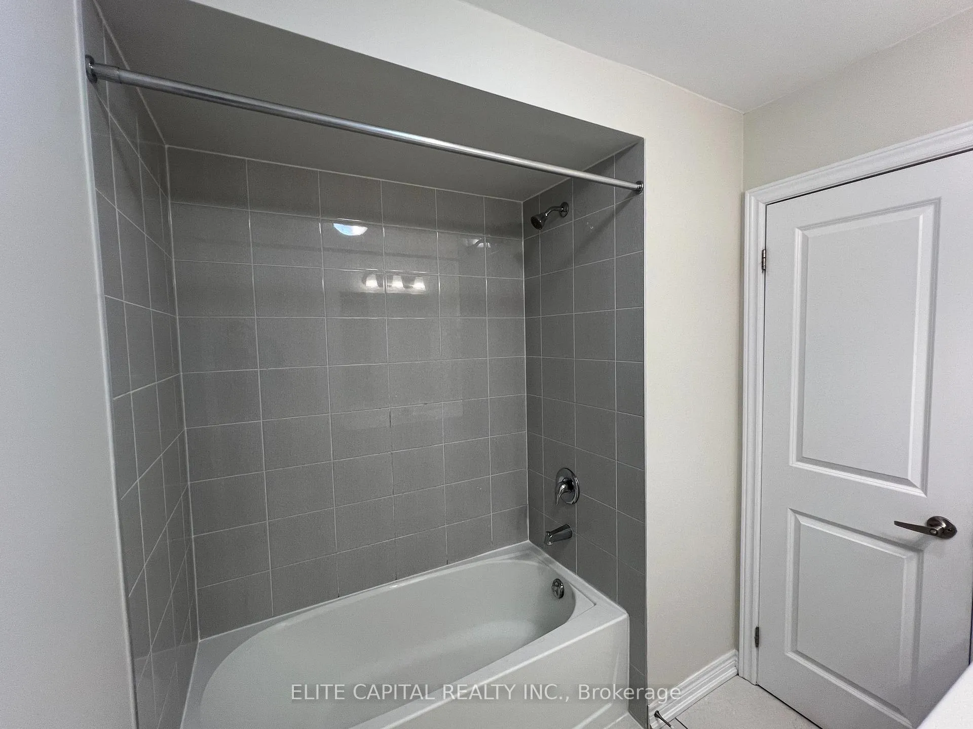 Photo 25 of 95 Elkington Crescent, Whitby, Rural Whitby — HOMEH