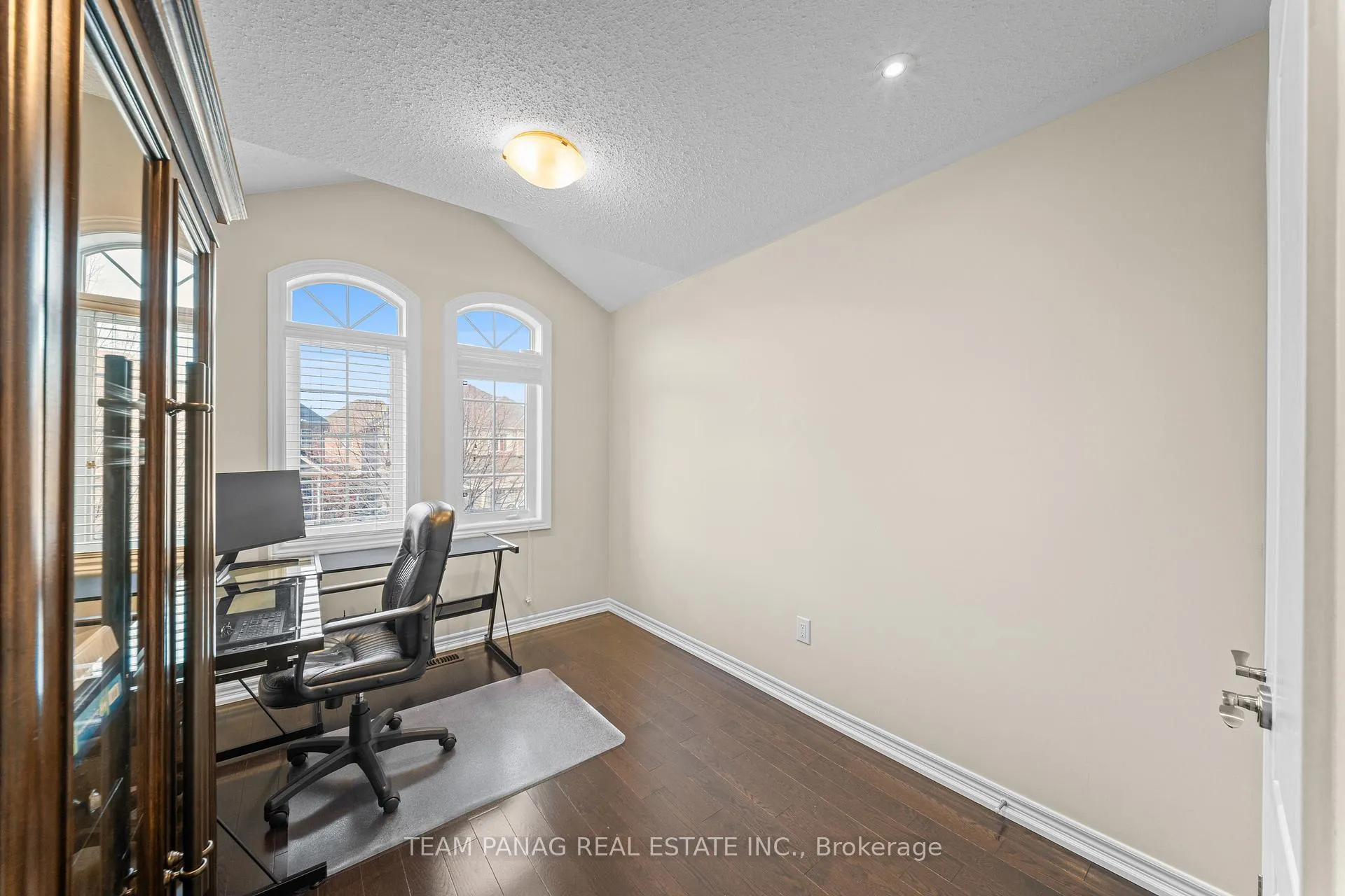 Photo 31 of 88 Clearfield Drive, Brampton, Bram East — HOMEH