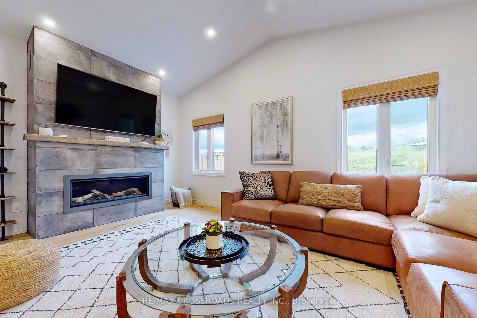 Photo 8 of 741 Sawmill Road, Peterborough, Northcrest Ward 5 — HOMEH