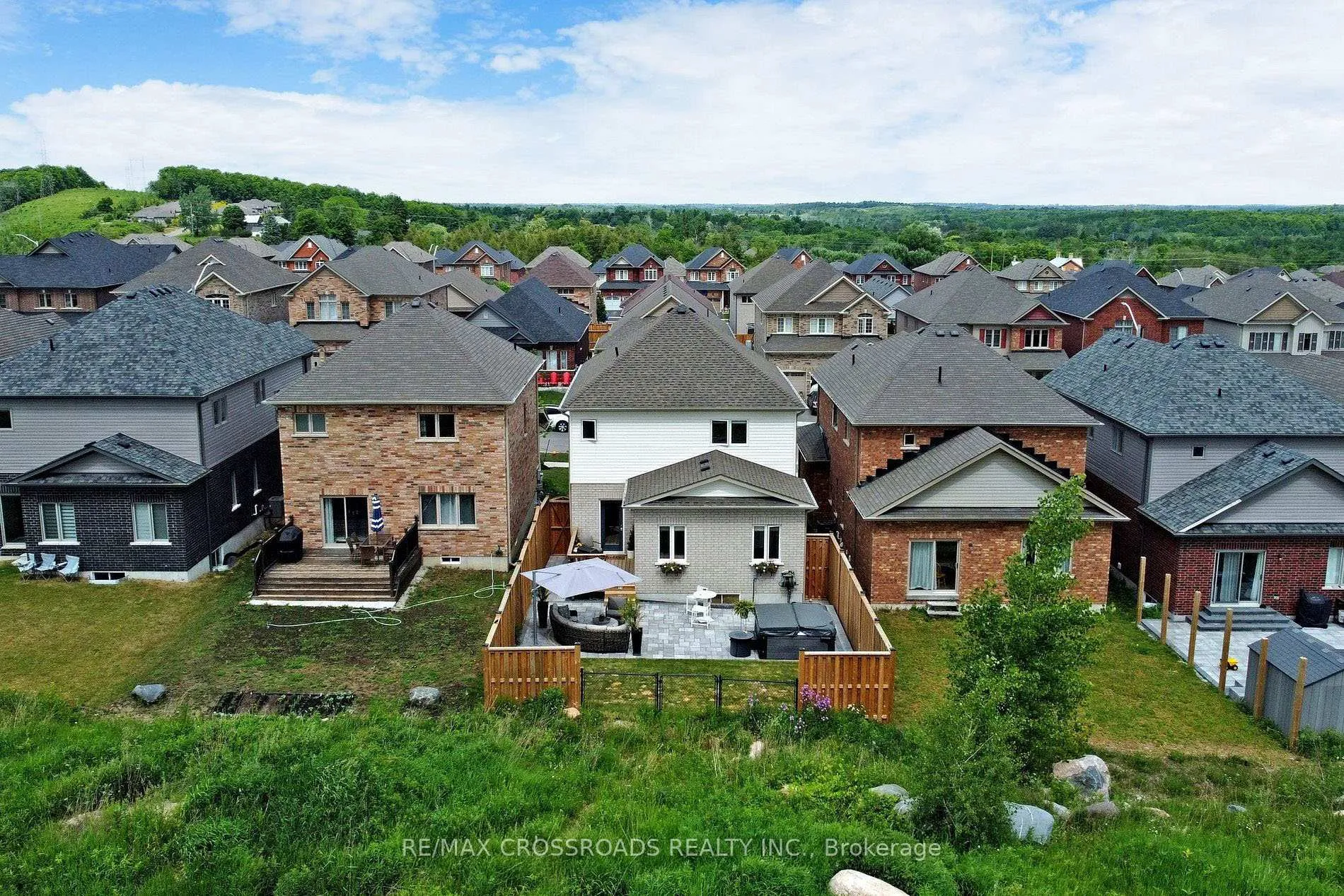 Photo 35 of 741 Sawmill Road, Peterborough, Northcrest Ward 5 — HOMEH