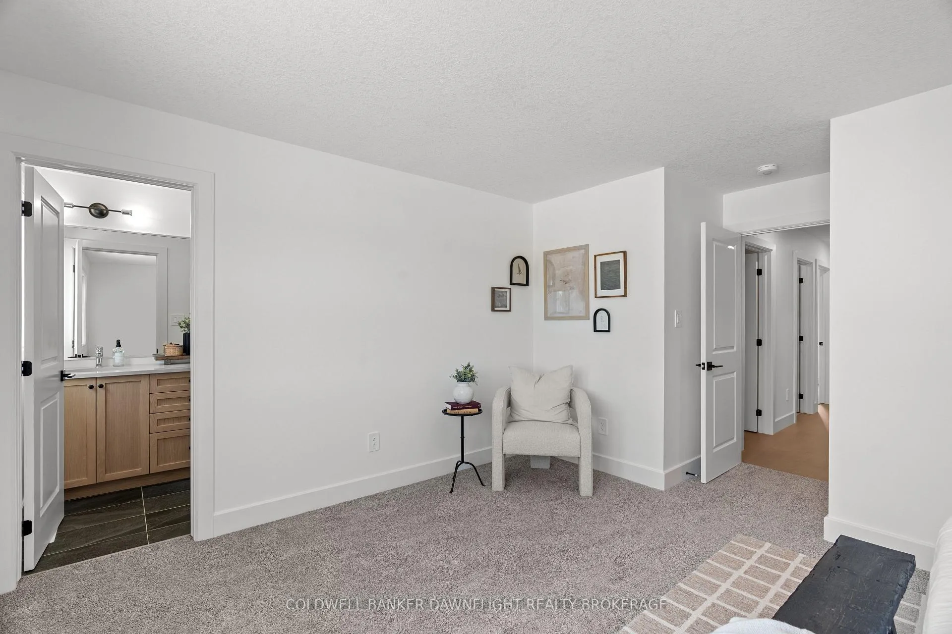 Photo 23 of Unit 17, 147 Scotts Drive, Lucan Biddulph, Lucan — HOMEH