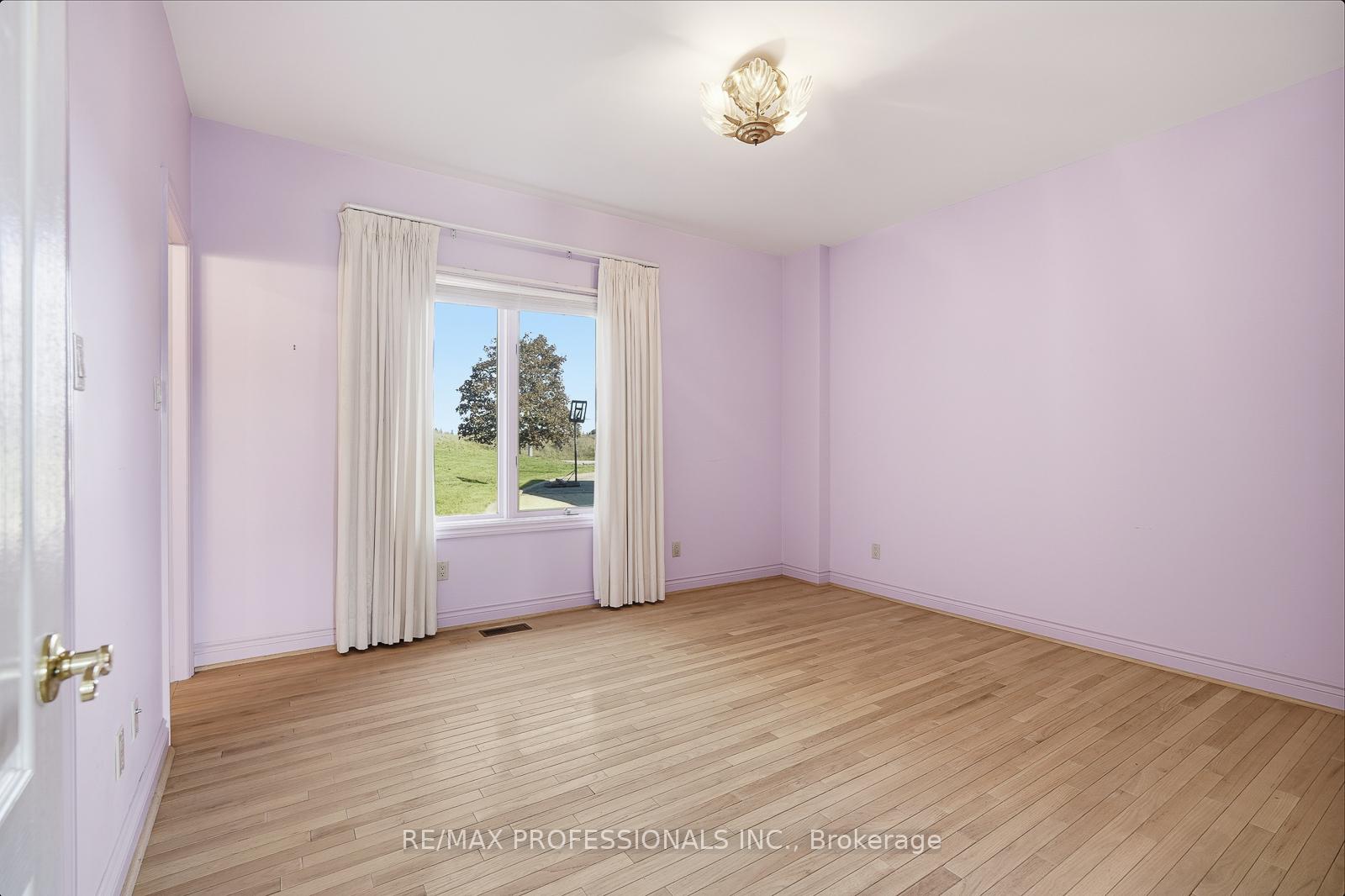 Photo 28 of 10050 Warden Avenue, Markham, Victoria Manor-Jennings Gate — HOMEH