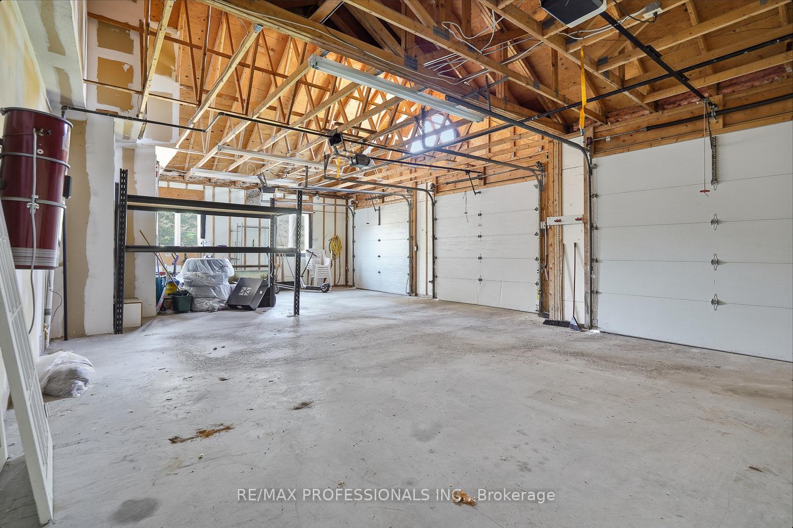 Photo 33 of 10050 Warden Avenue, Markham, Victoria Manor-Jennings Gate — HOMEH
