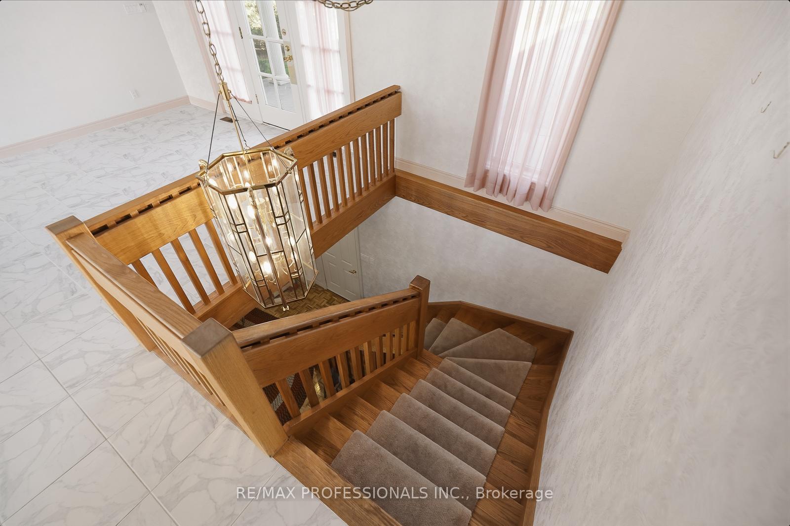 Photo 34 of 10050 Warden Avenue, Markham, Victoria Manor-Jennings Gate — HOMEH