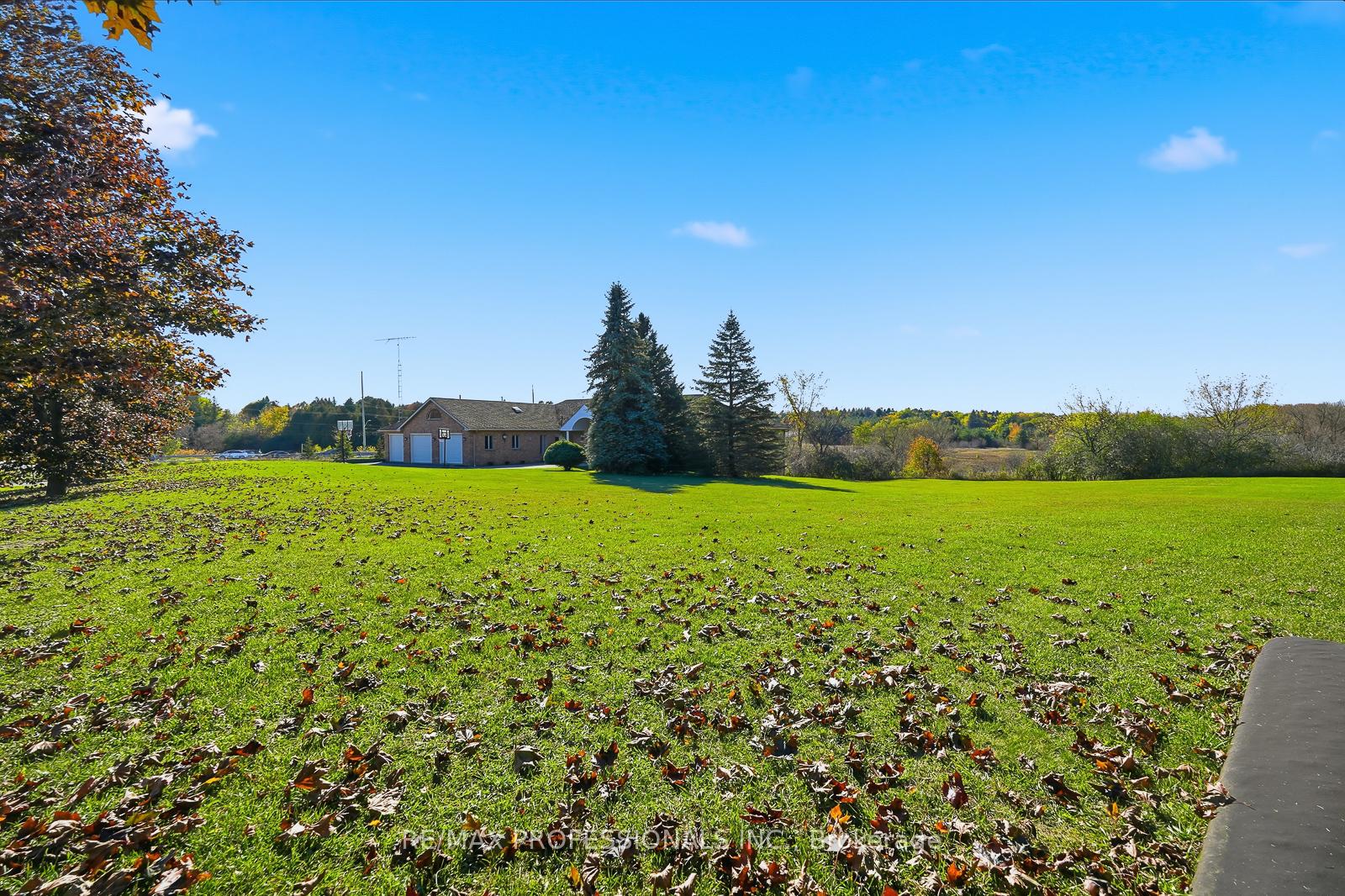 Photo 39 of 10050 Warden Avenue, Markham, Victoria Manor-Jennings Gate — HOMEH