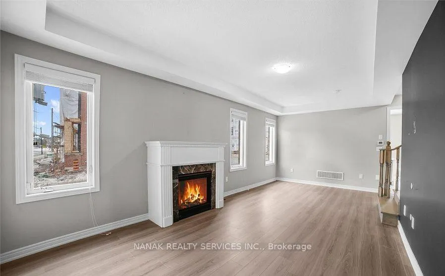 Photo 6 of 77 Great Falls Boulevard, Hamilton, Waterdown — HOMEH