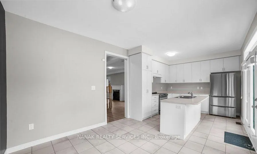 Photo 22 of 77 Great Falls Boulevard, Hamilton, Waterdown — HOMEH