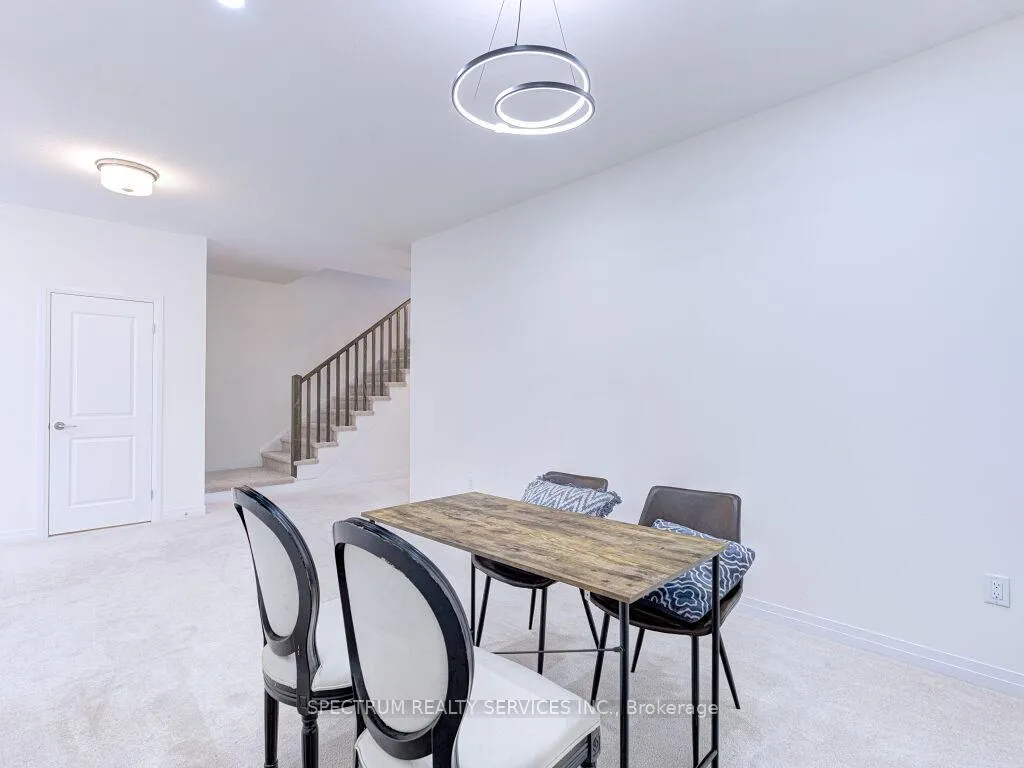 Photo 13 of 44 Dennis Avenue, Brantford — HOMEH