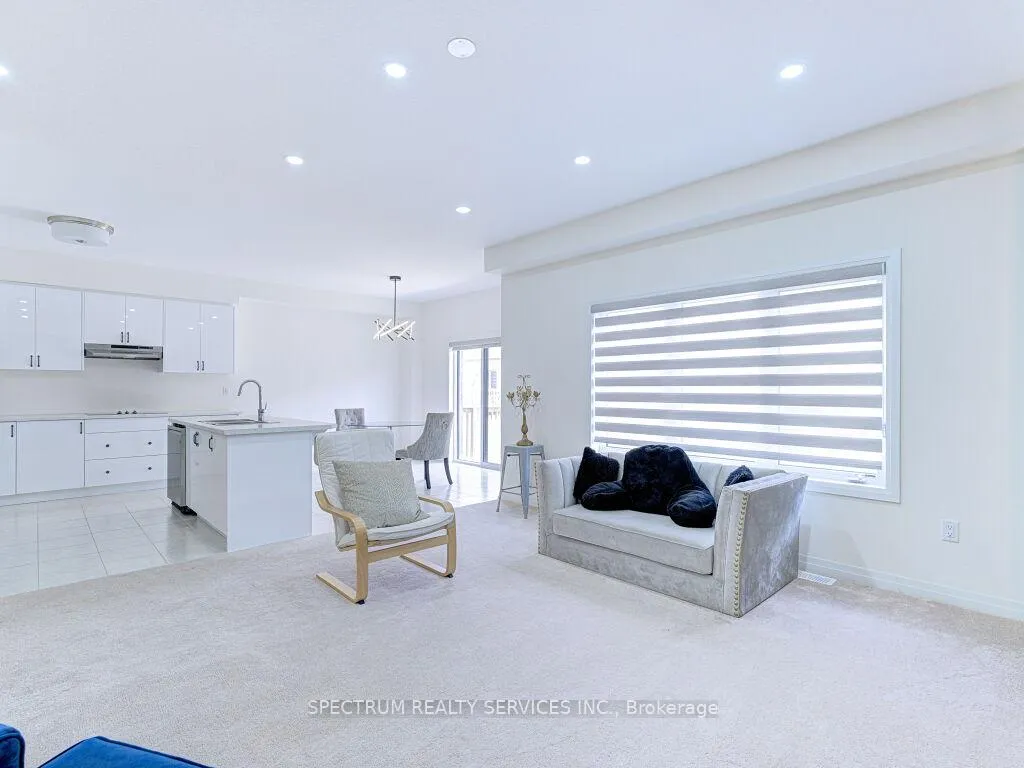 Photo 15 of 44 Dennis Avenue, Brantford — HOMEH