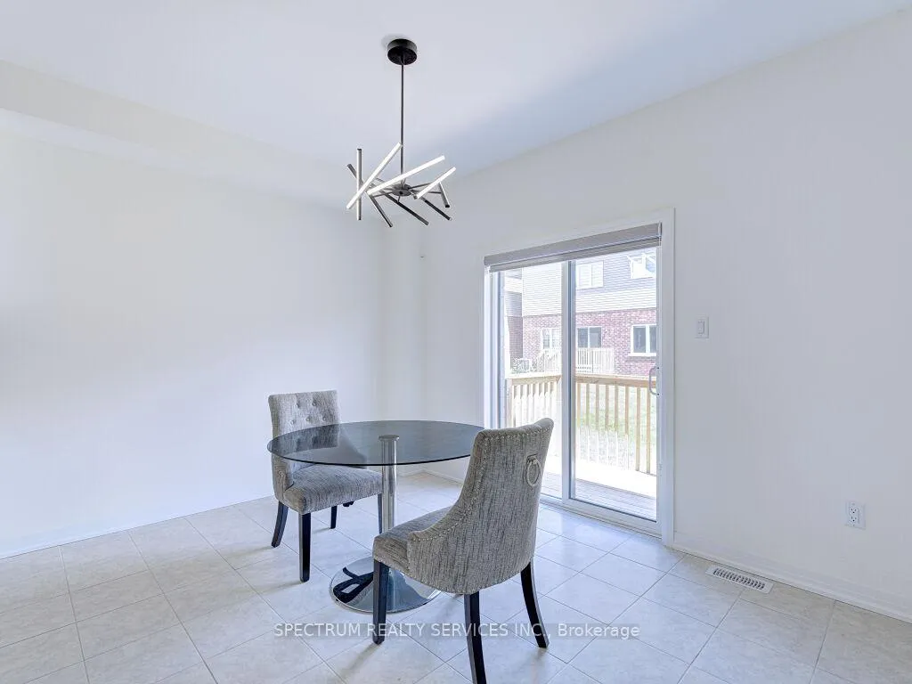Photo 29 of 44 Dennis Avenue, Brantford — HOMEH