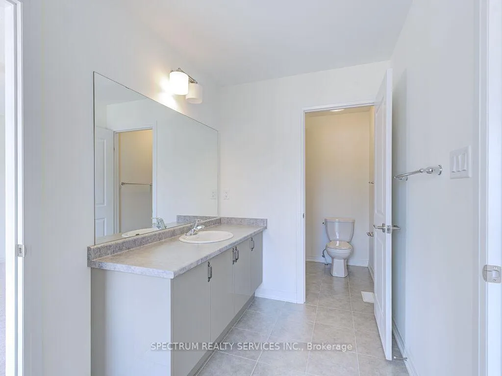 Photo 33 of 44 Dennis Avenue, Brantford — HOMEH