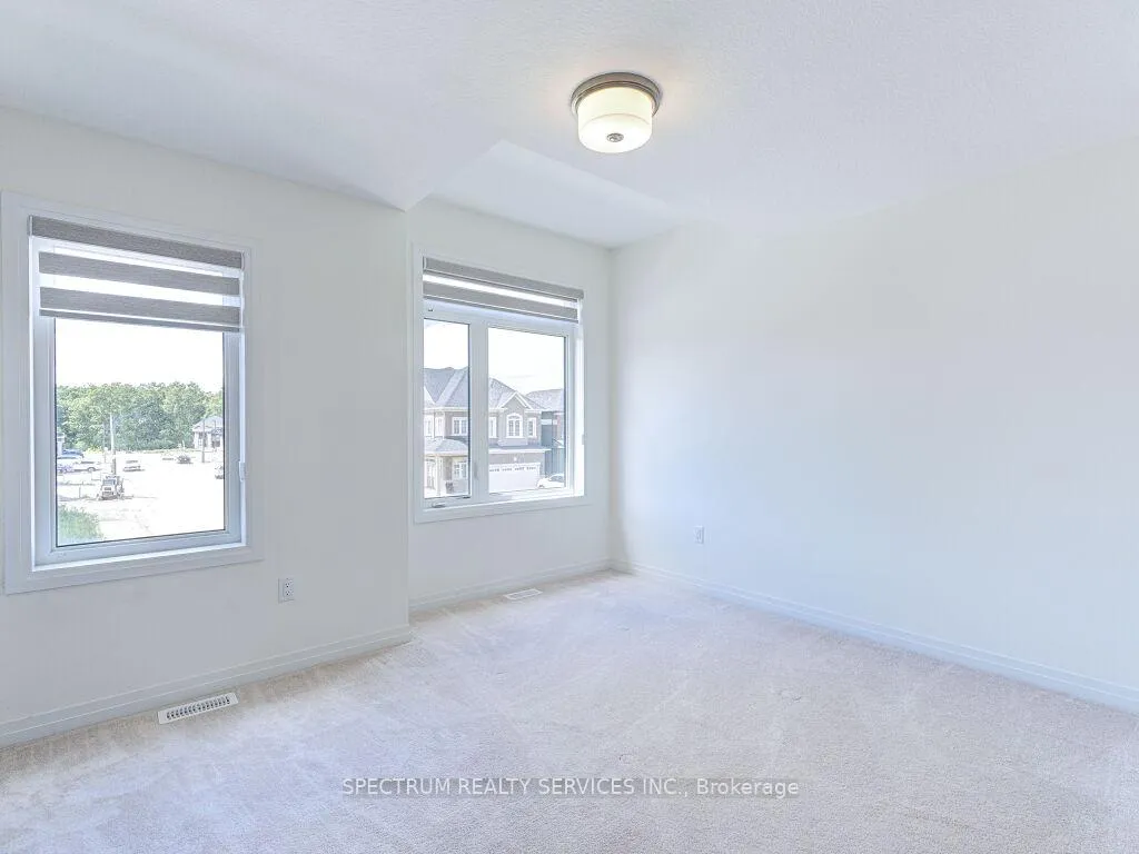 Photo 37 of 44 Dennis Avenue, Brantford — HOMEH