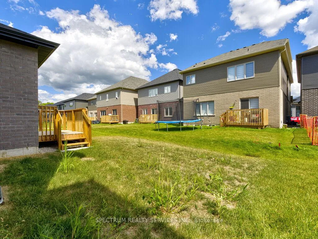 Photo 48 of 44 Dennis Avenue, Brantford — HOMEH