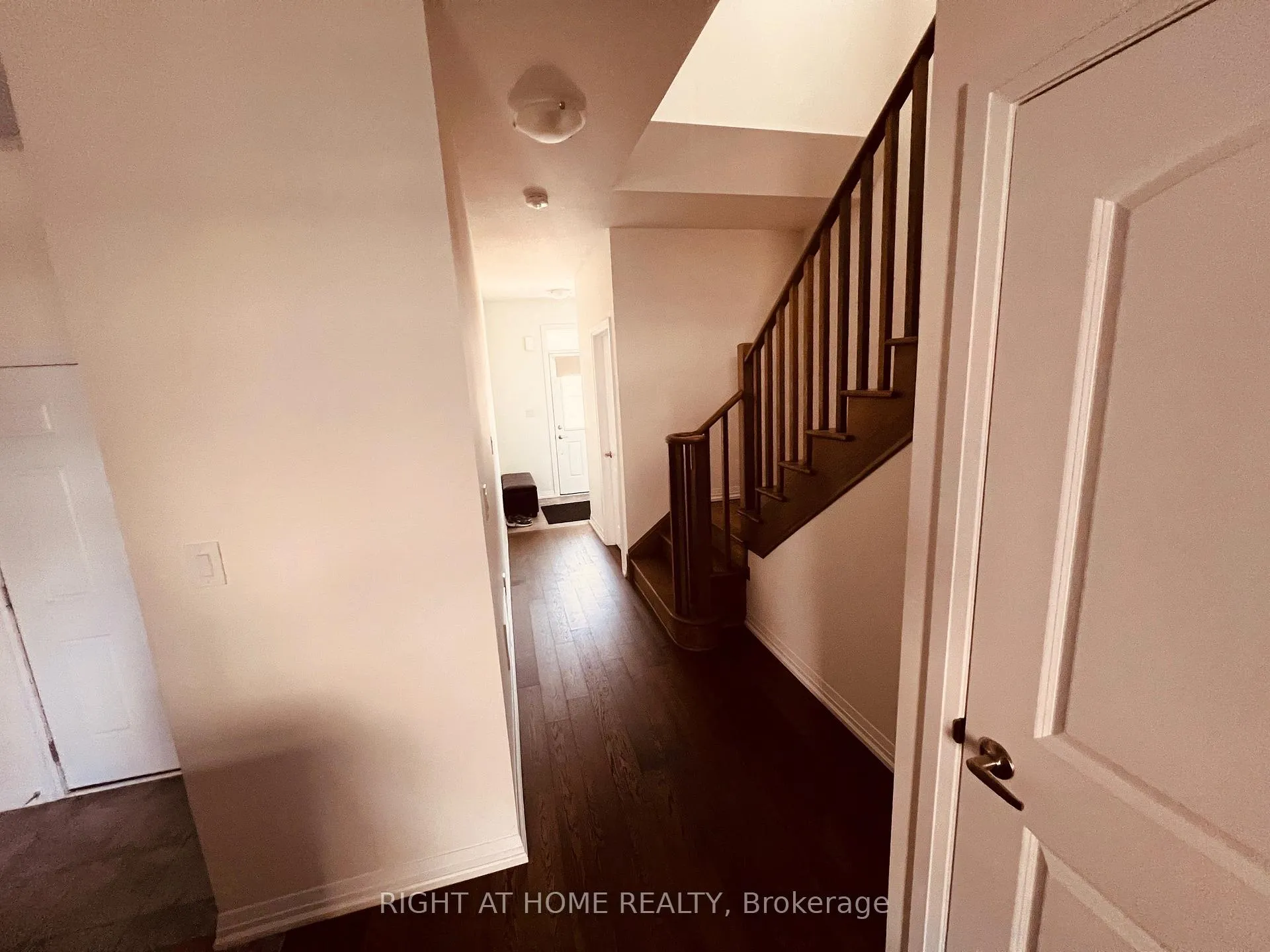 Photo 13 of 12 Lonsdale Road, Haldimand — HOMEH