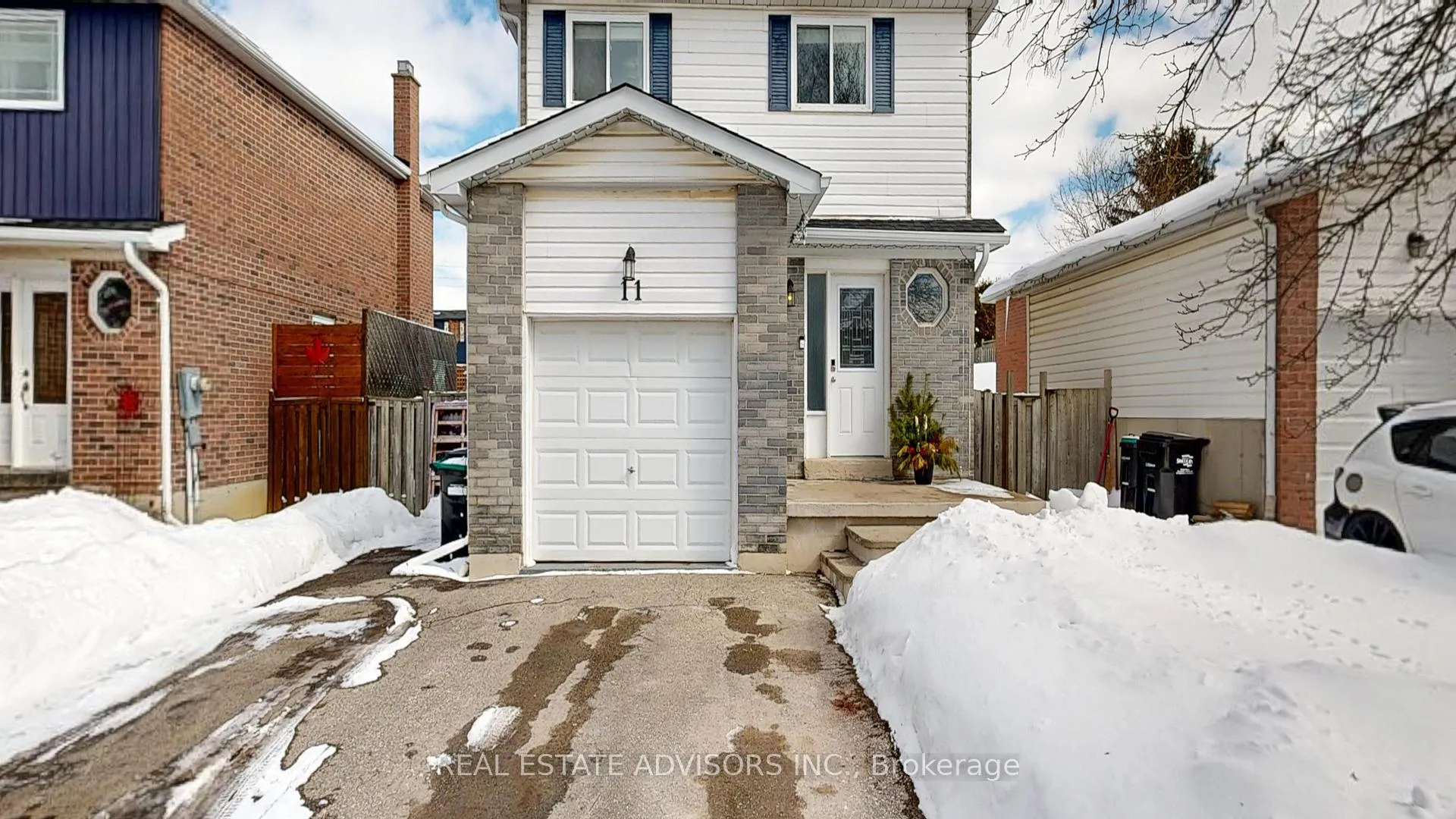 Photo 1 of 11 Hammell Boulevard, New Tecumseth, Tottenham — HOMEH