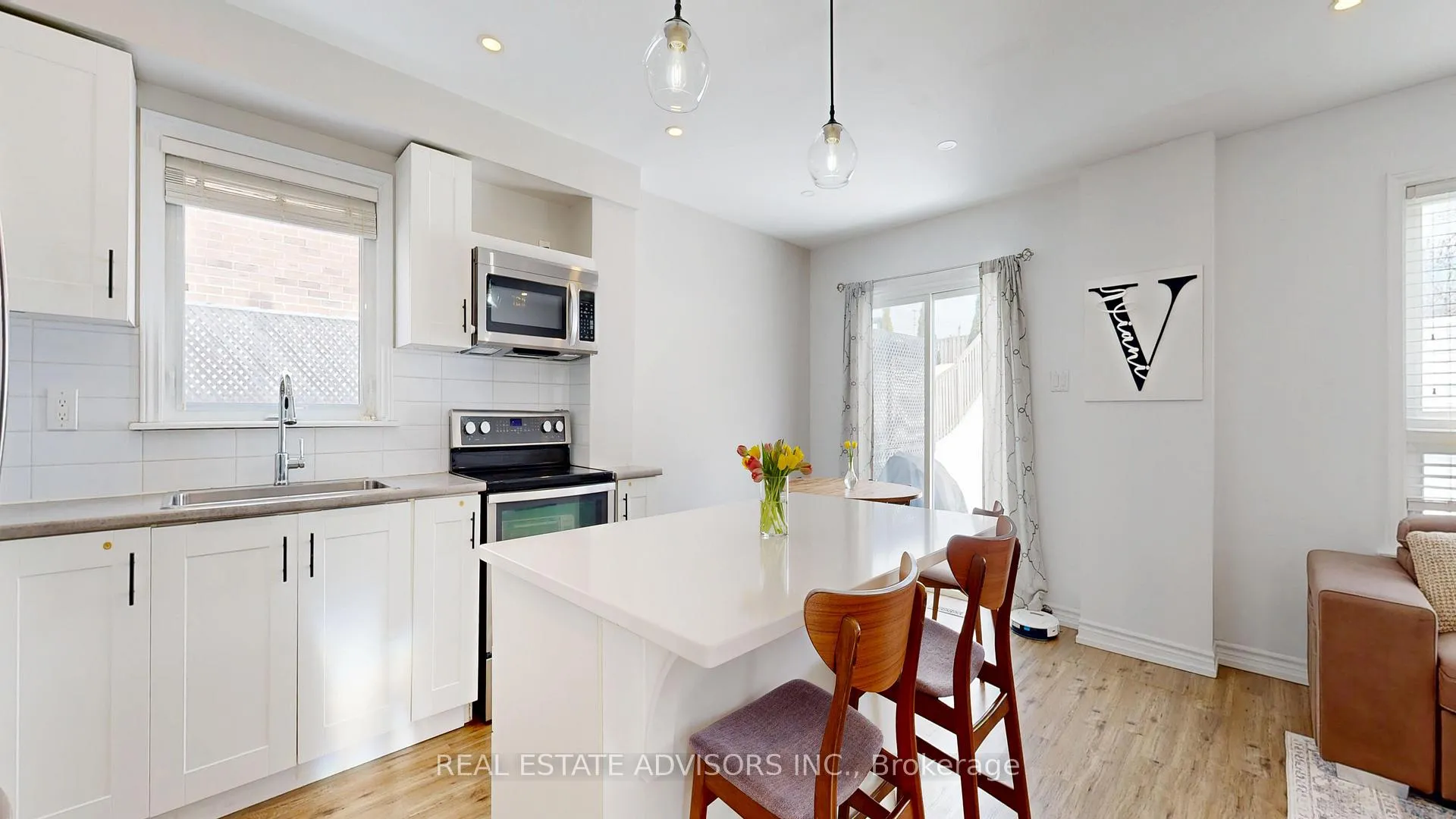 Photo 6 of 11 Hammell Boulevard, New Tecumseth, Tottenham — HOMEH
