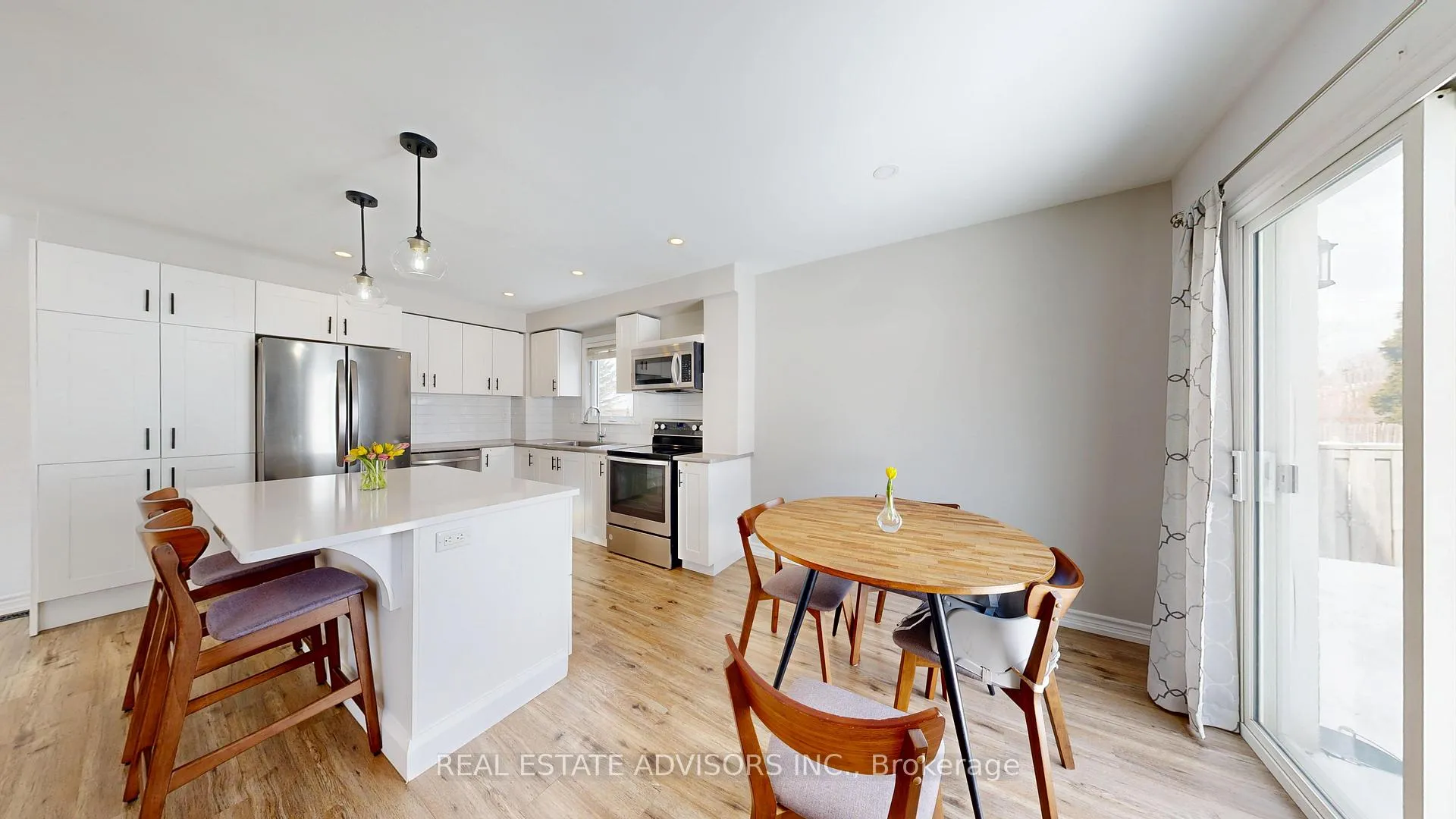 Photo 8 of 11 Hammell Boulevard, New Tecumseth, Tottenham — HOMEH