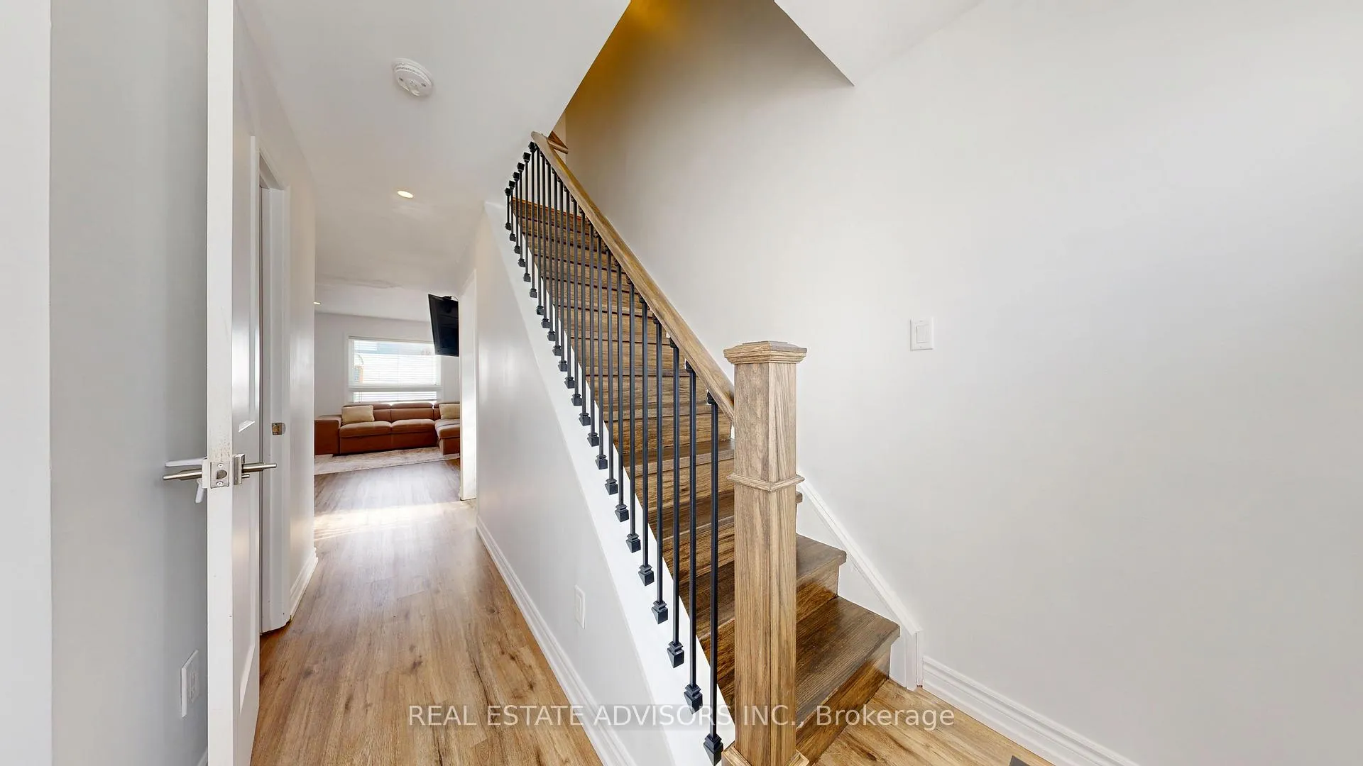 Photo 13 of 11 Hammell Boulevard, New Tecumseth, Tottenham — HOMEH