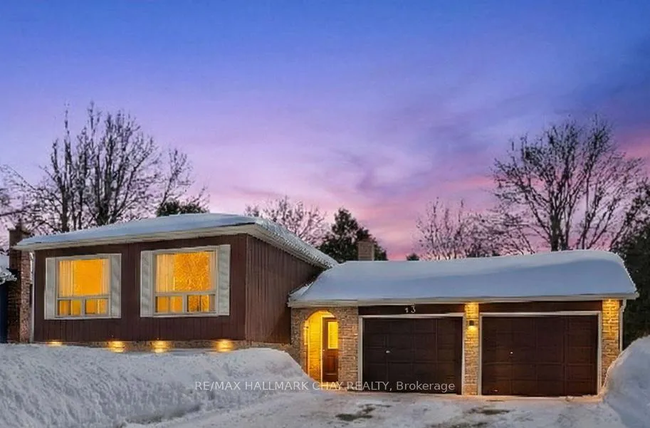 Photo 1 of 13 Grand Place, Barrie, Allandale Heights — HOMEH